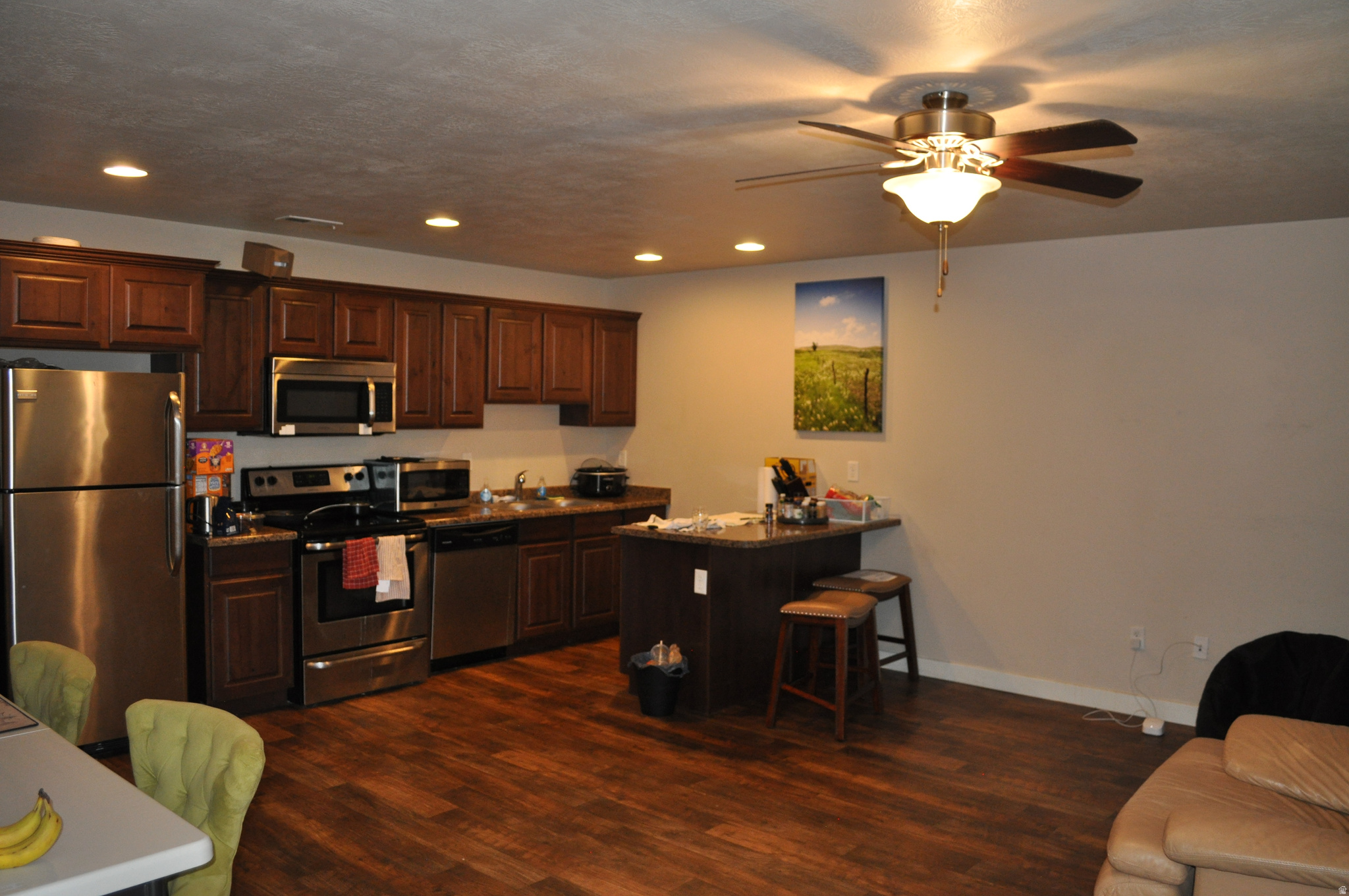 EDGEWATER AT GENEVA - Residential Income