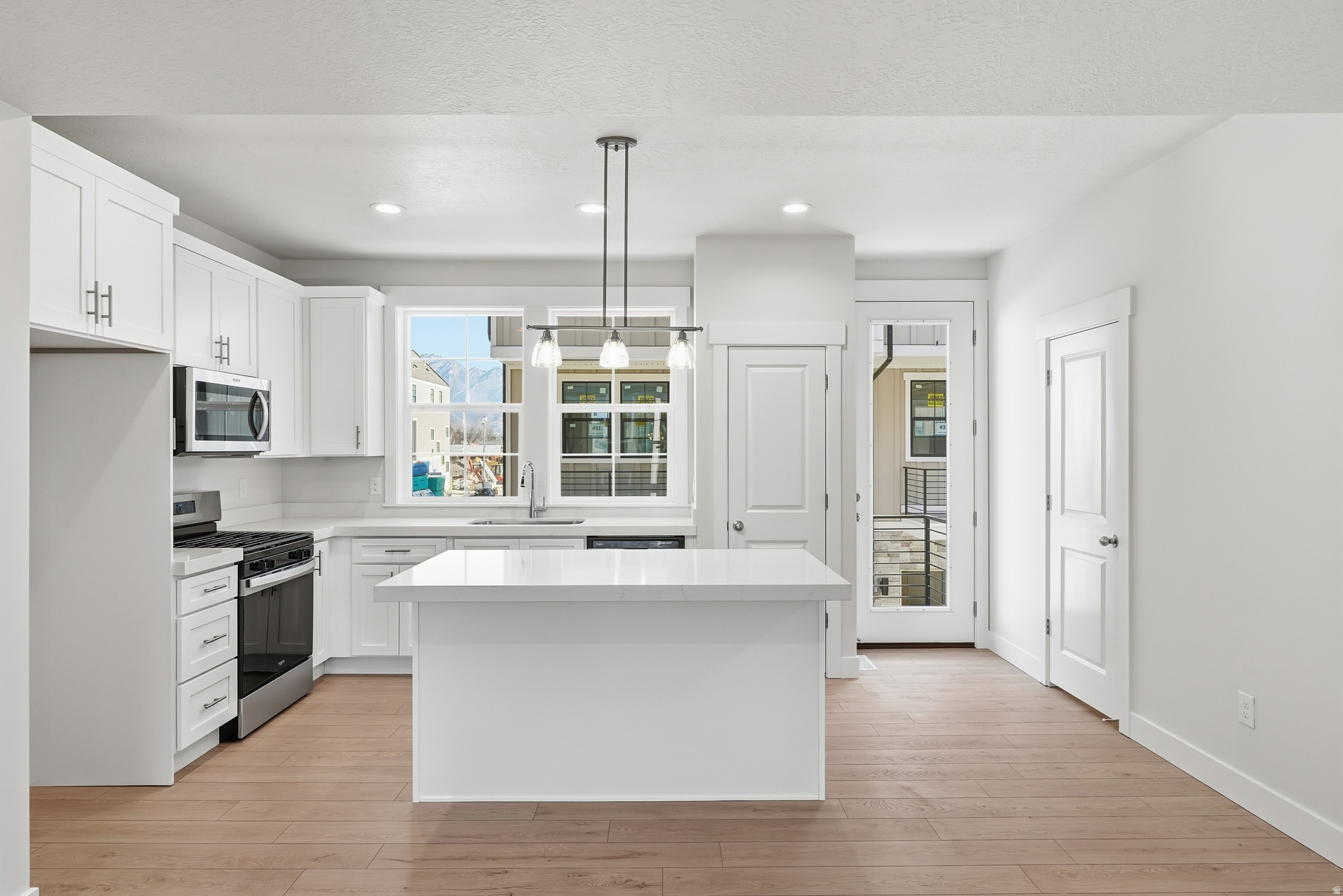 UNION MEADOWS - Residential