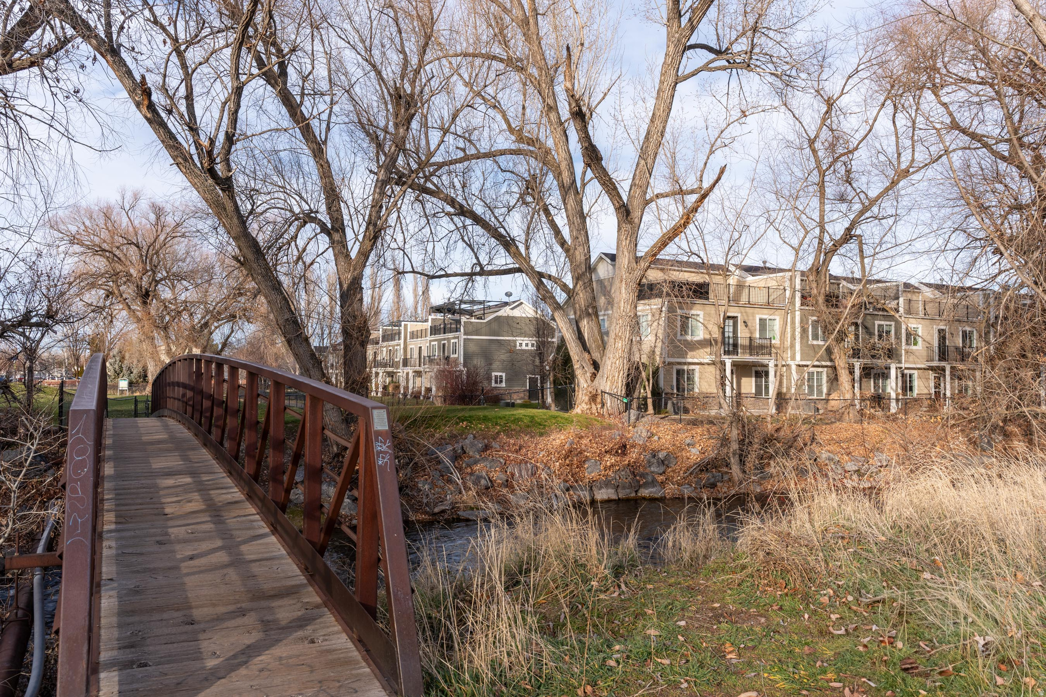 UNIT 43 RIVER CROSSING - Residential