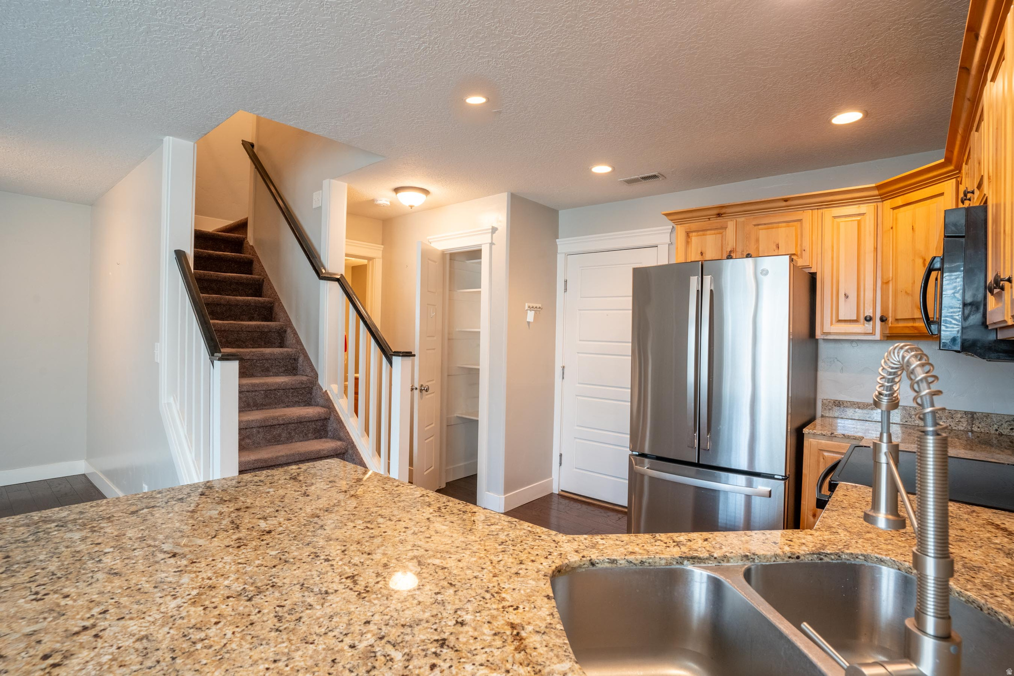 UNIT 43 RIVER CROSSING - Residential