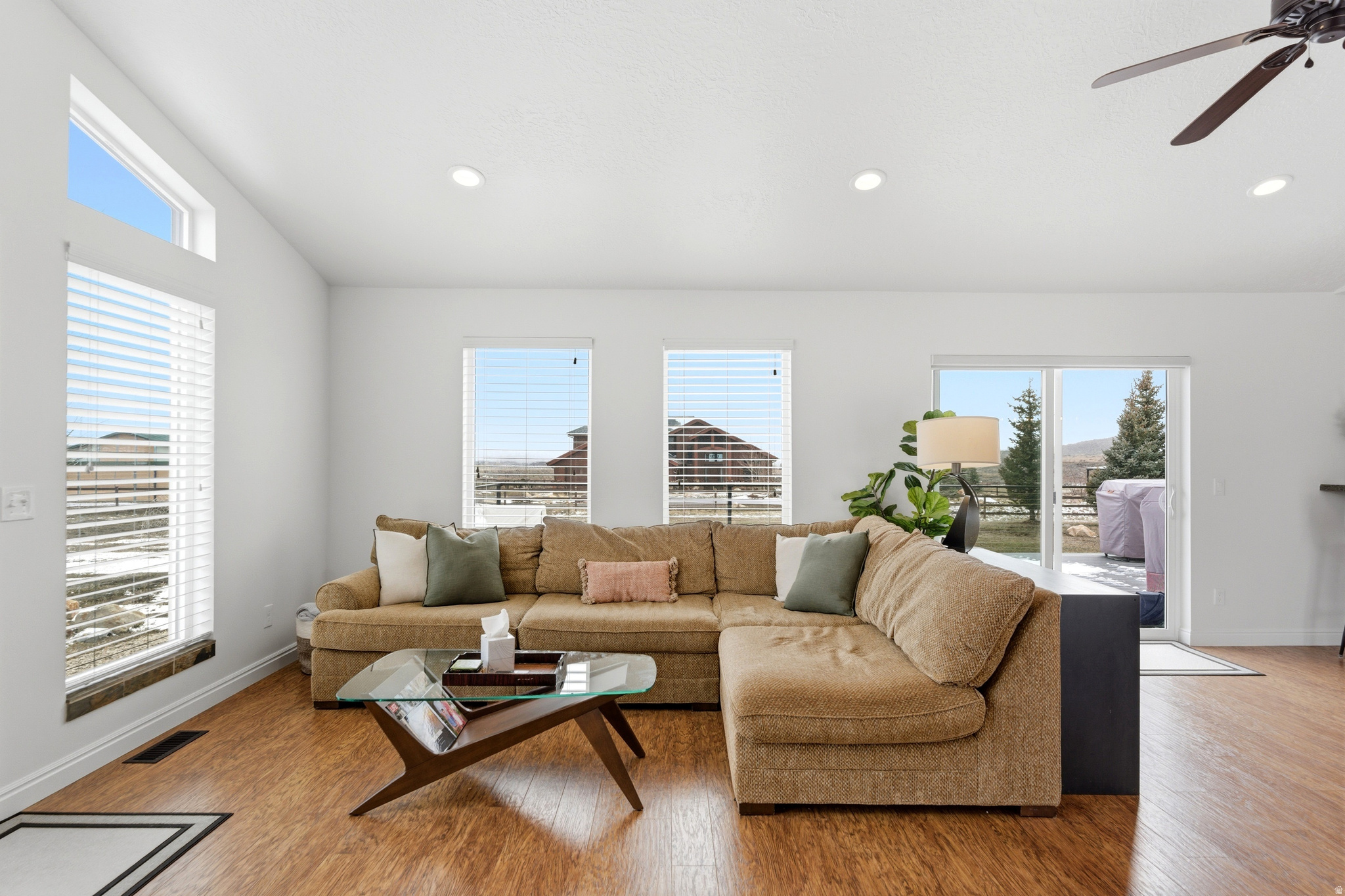 SILVER CREEK ESTATES - Residential