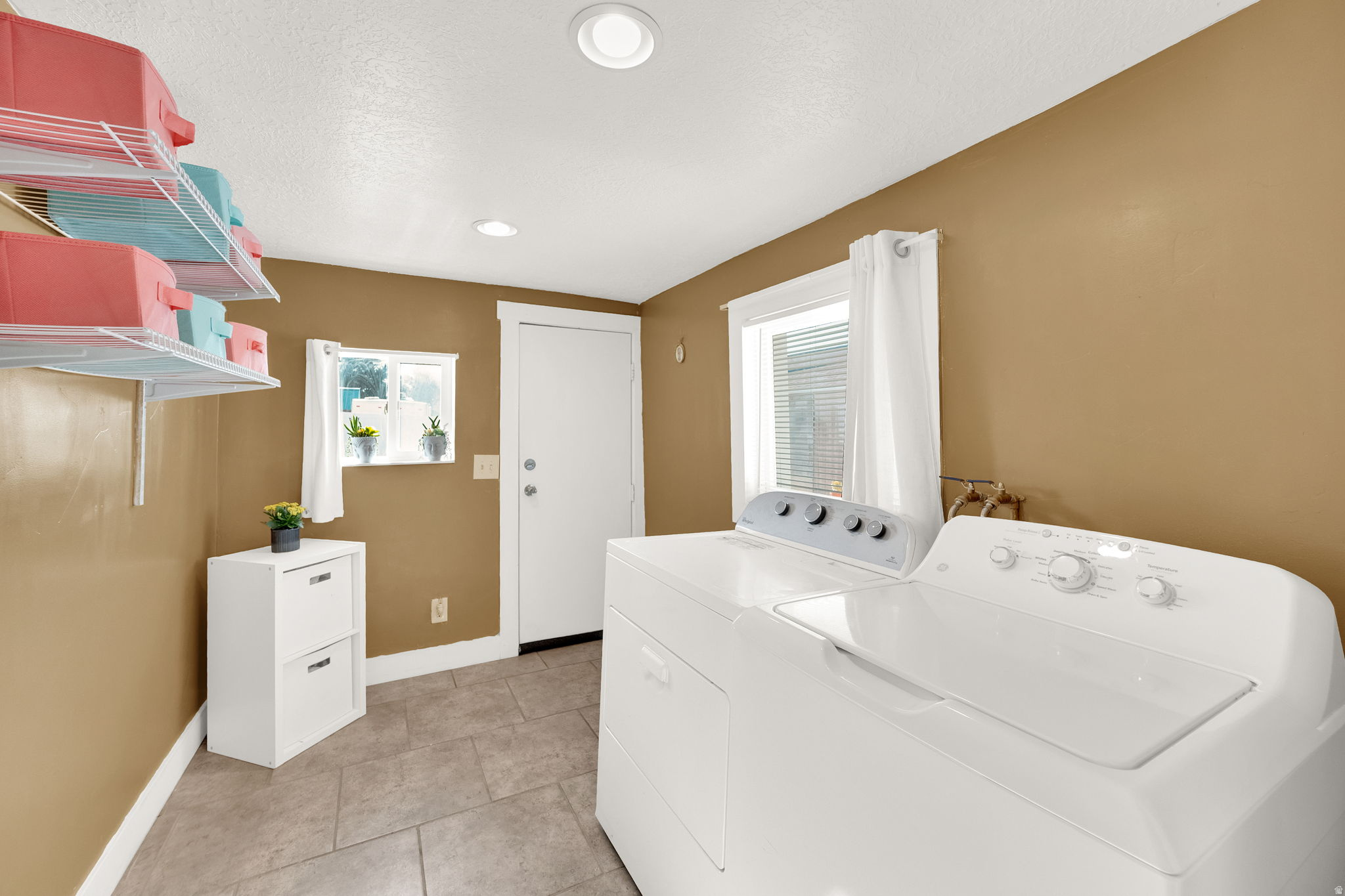 SANDY STATION PLACE - Residential