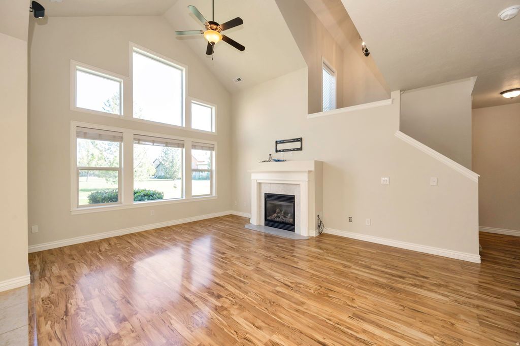 Photo of 724 W MYSTIC BROOK WAY WAY S, South Jordan, UT 84095 (MLS # 2154835)