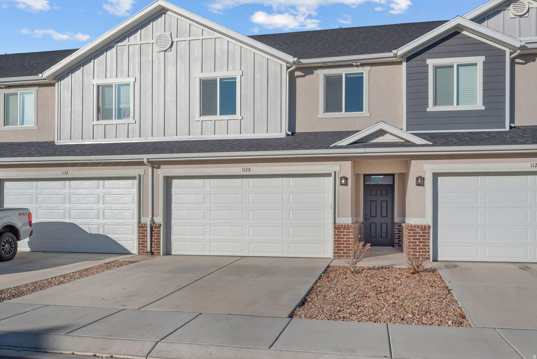 LAKEVIEW - Residential