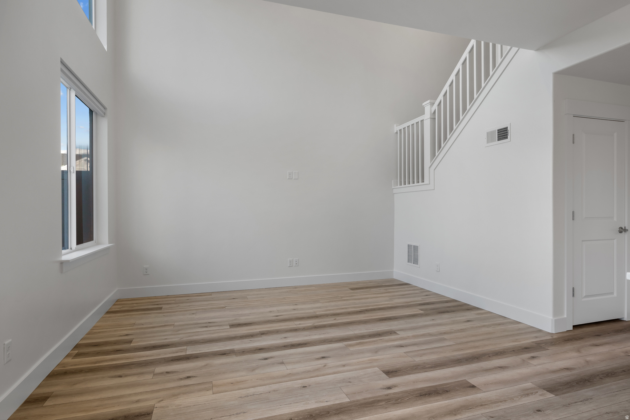 LAKEVIEW - Residential