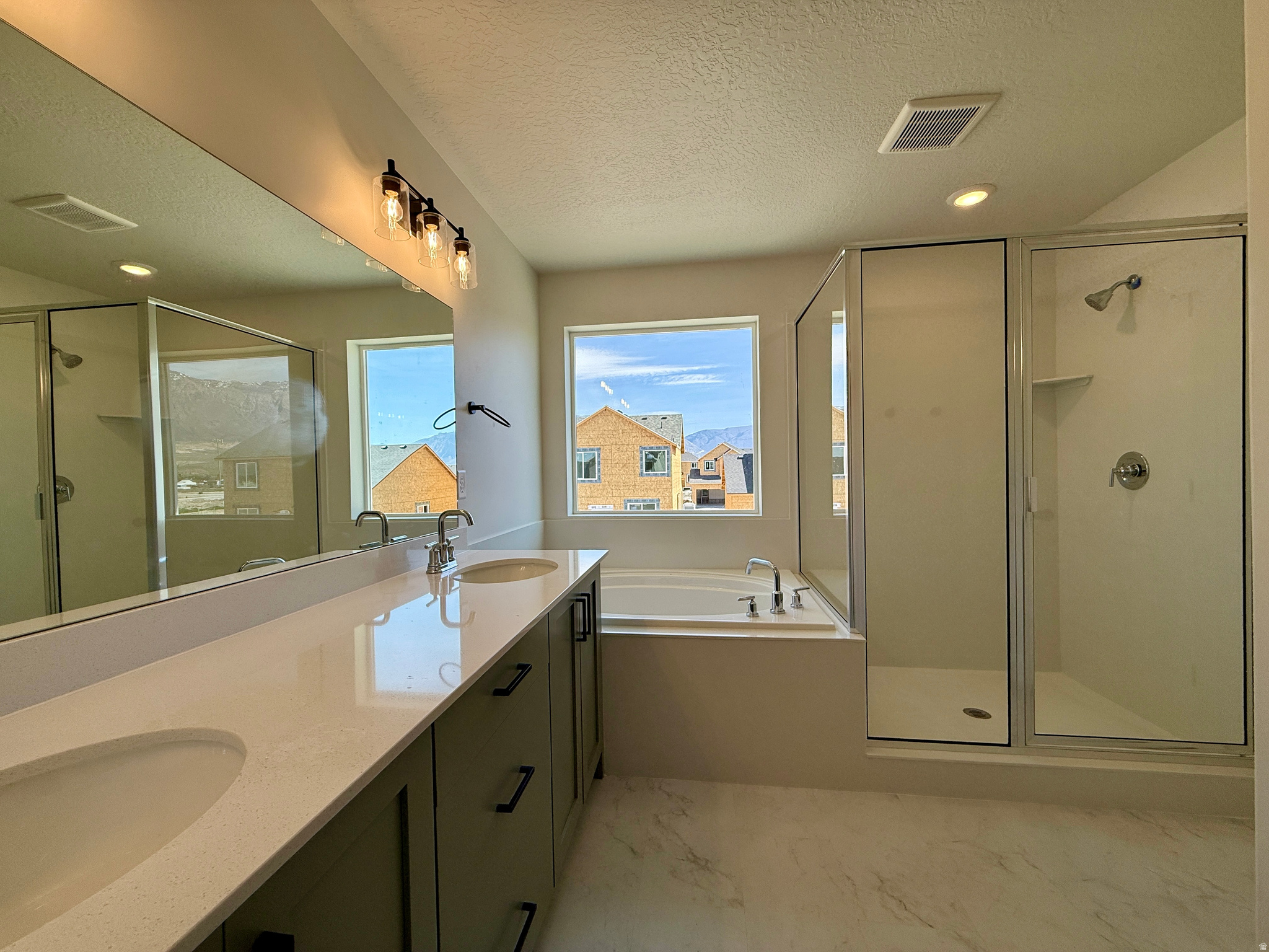 CREEKSIDE AT JDC RANCH - Residential