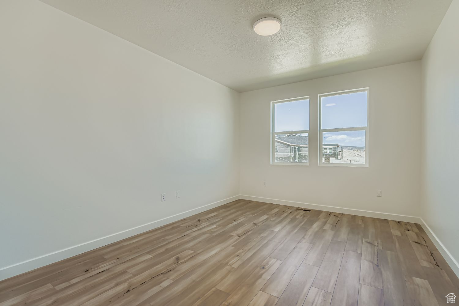 ESTATES AT PINNACLES AT EAGLE MOUNTAIN - Residential