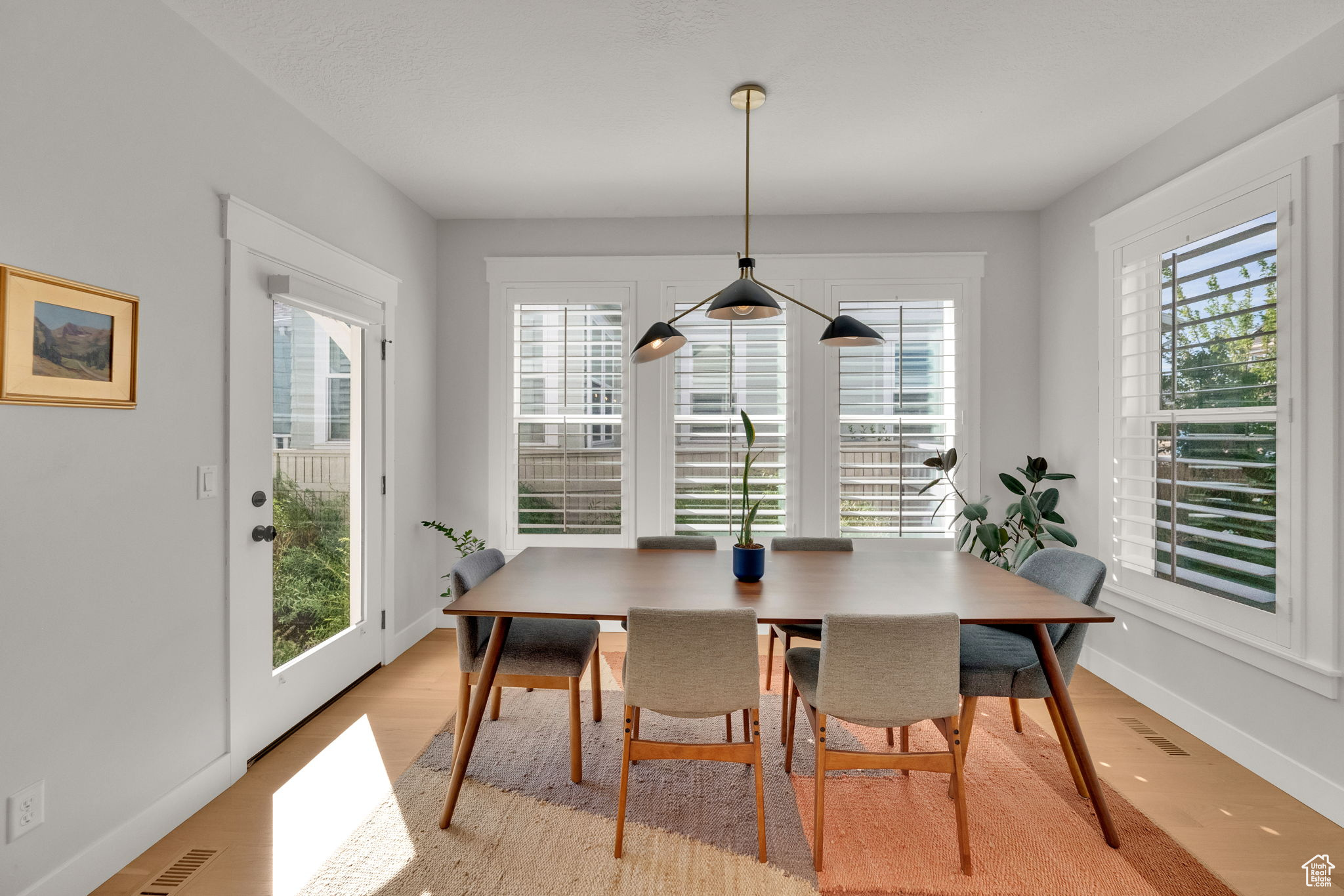 DAYBREAK - Residential