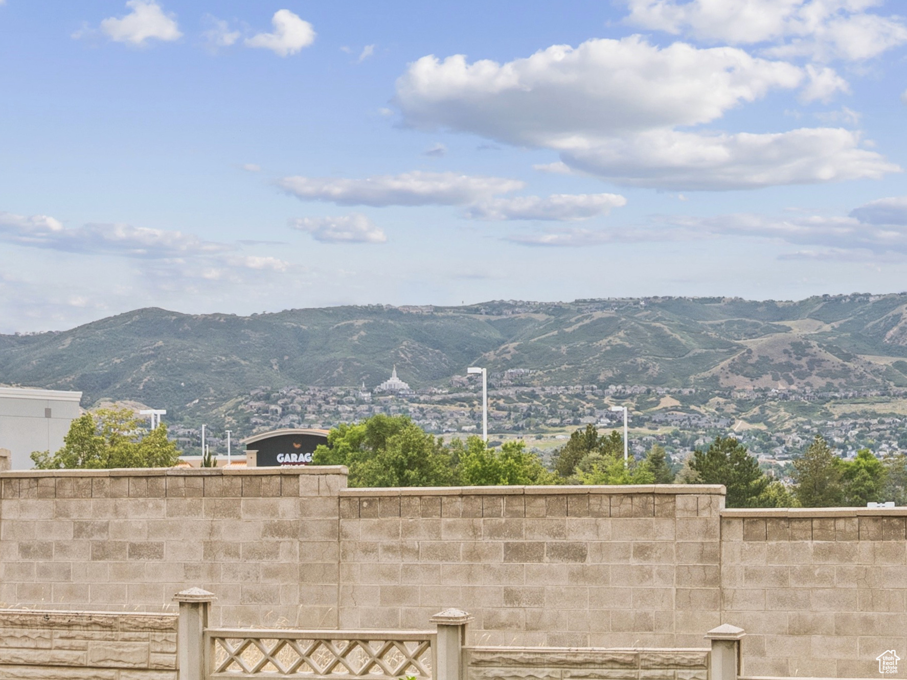 Sandy, Utah 84094, United States, 4 Bedrooms Bedrooms, ,3 BathroomsBathrooms,Residential,Active,166449