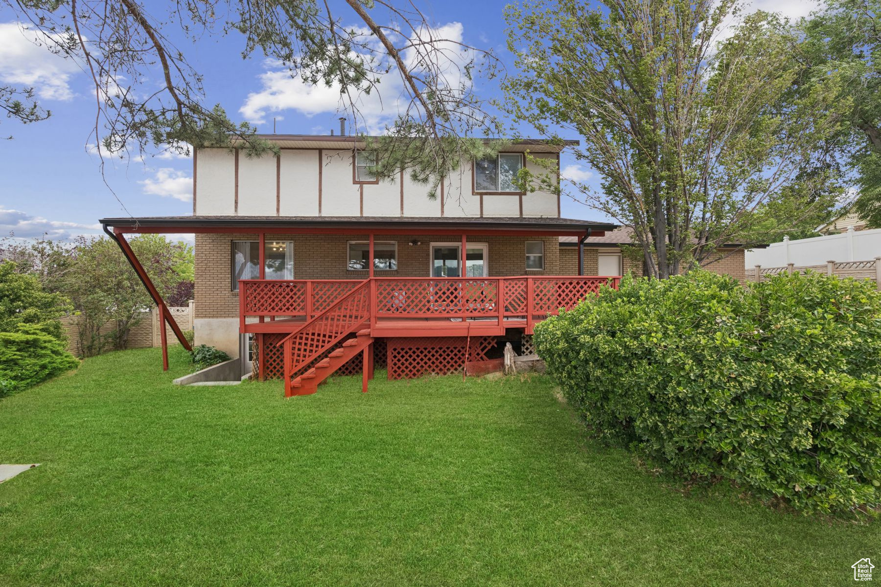 Sandy, Utah 84094, United States, 4 Bedrooms Bedrooms, ,3 BathroomsBathrooms,Residential,Active,166449