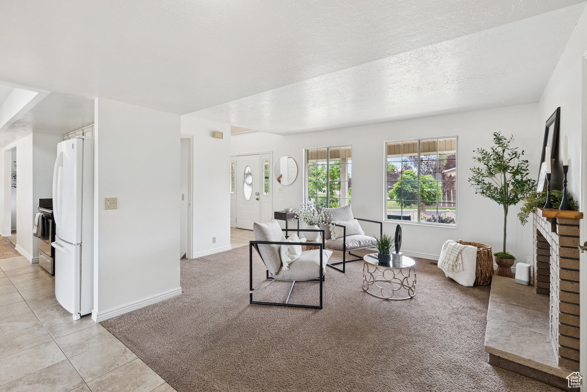 Sandy, Utah 84094, United States, 4 Bedrooms Bedrooms, ,3 BathroomsBathrooms,Residential,Active,166449