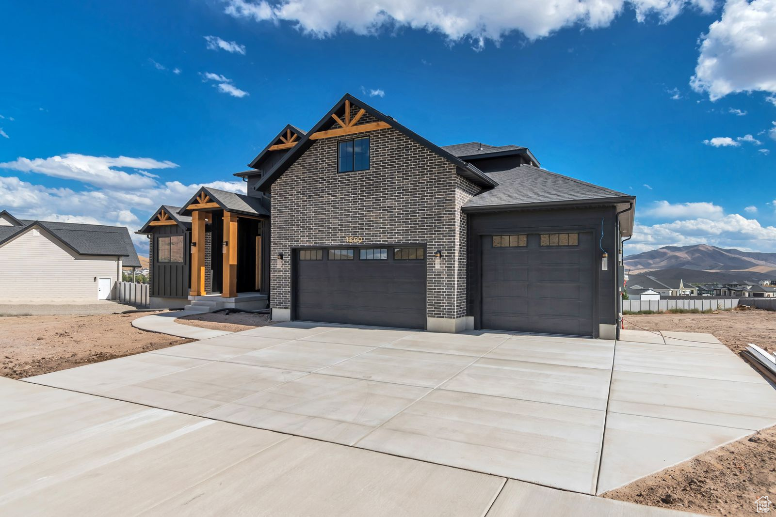 ARRIVAL - Residential