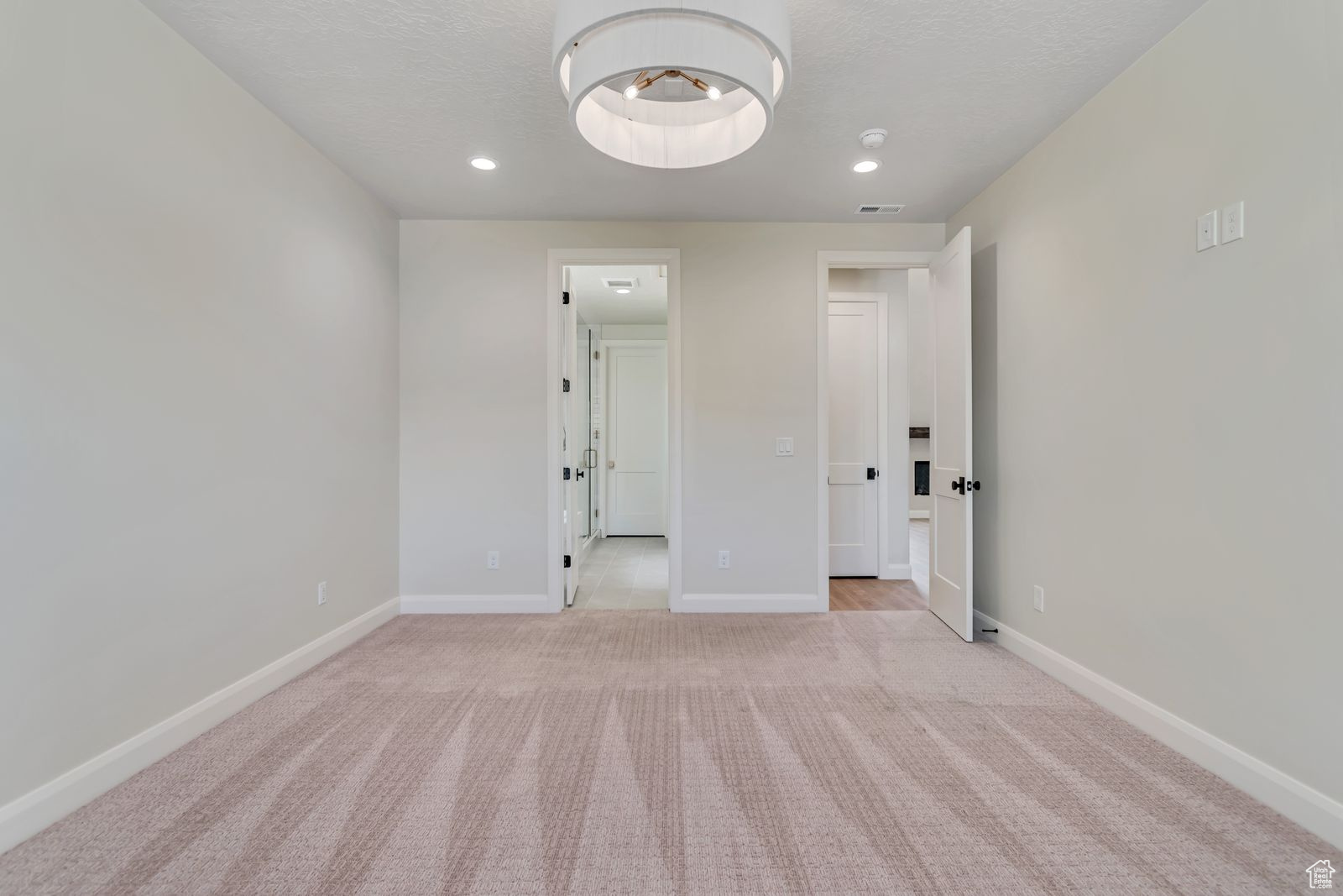 ARRIVAL - Residential