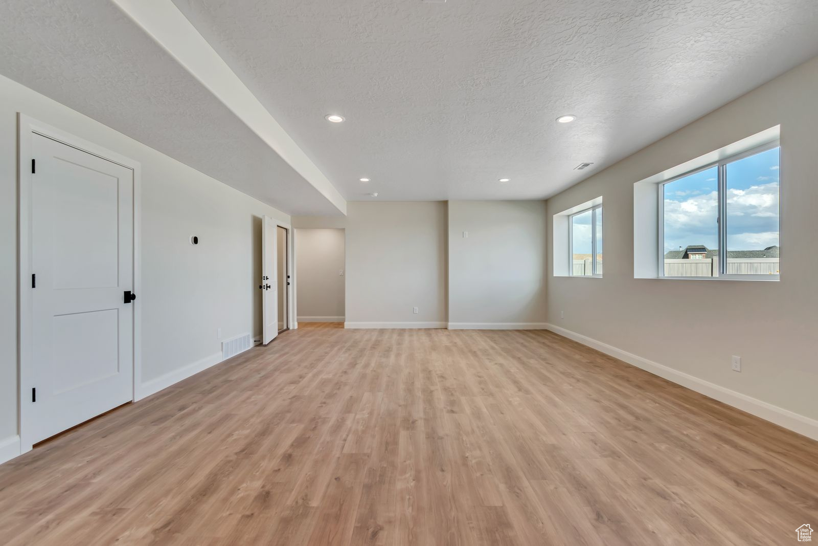 ARRIVAL - Residential