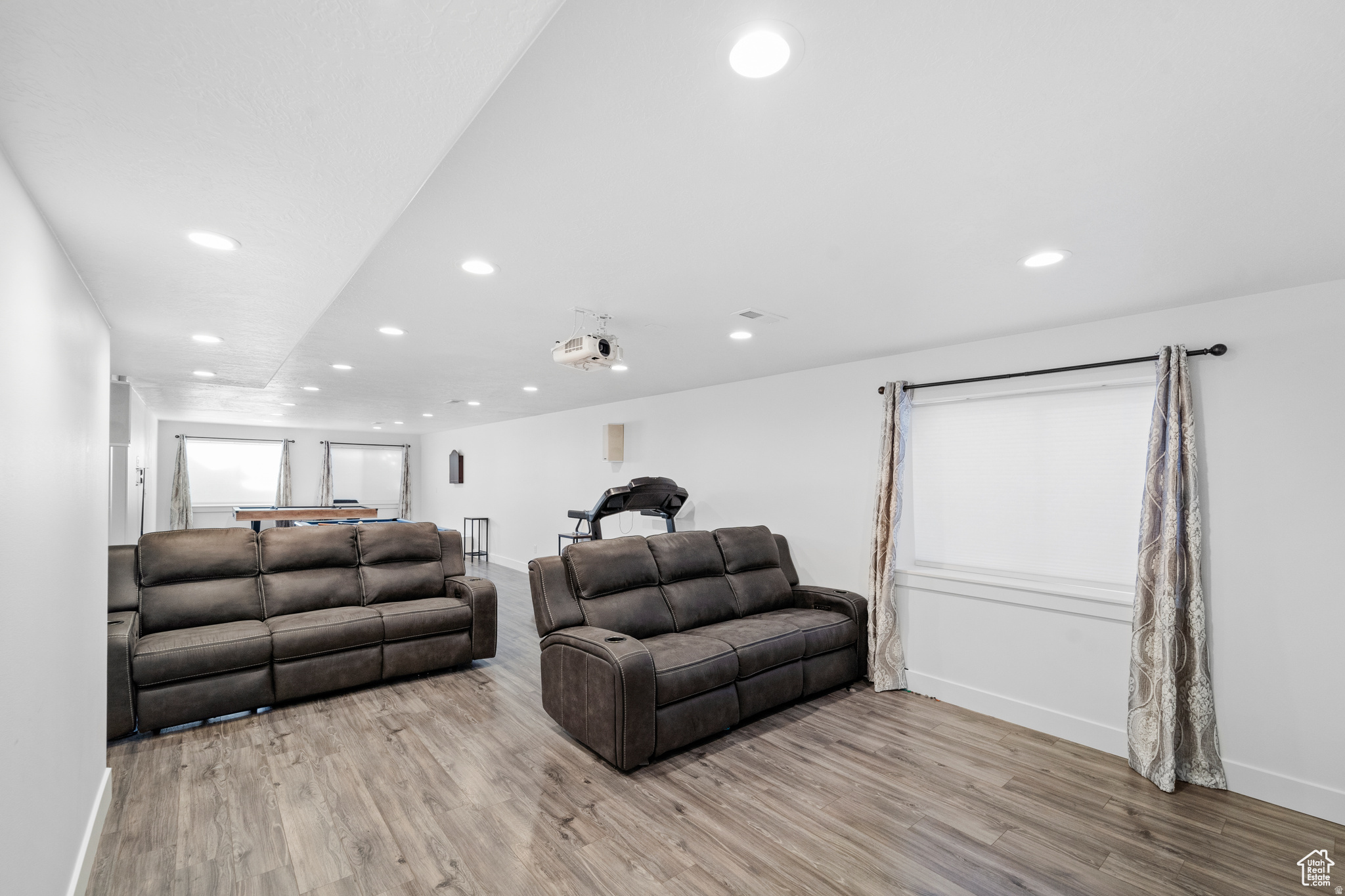 NORTH TEMPLE ESTATES - Residential