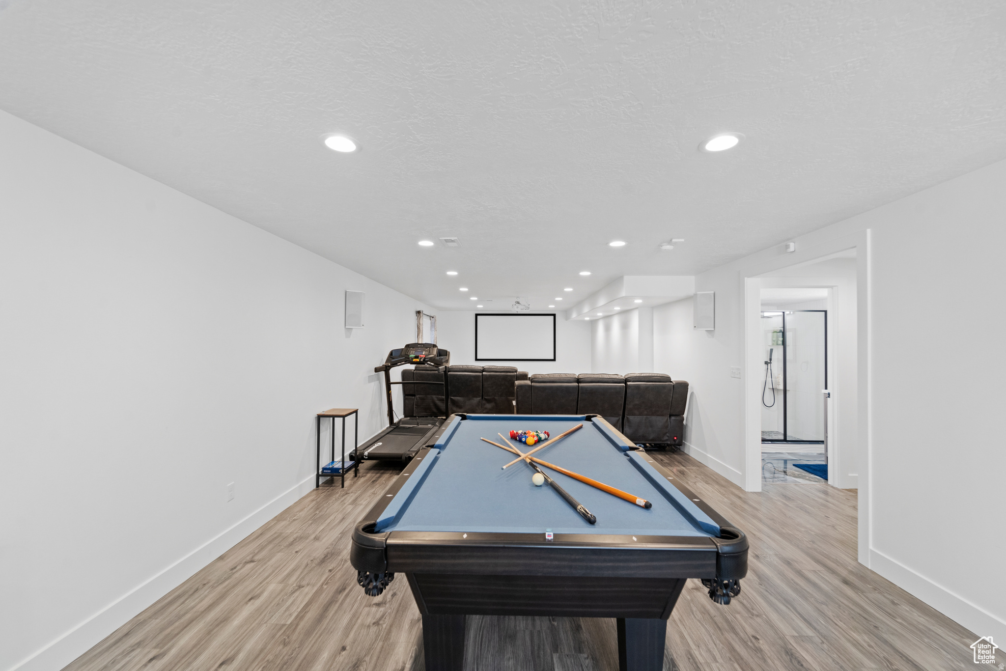 NORTH TEMPLE ESTATES - Residential