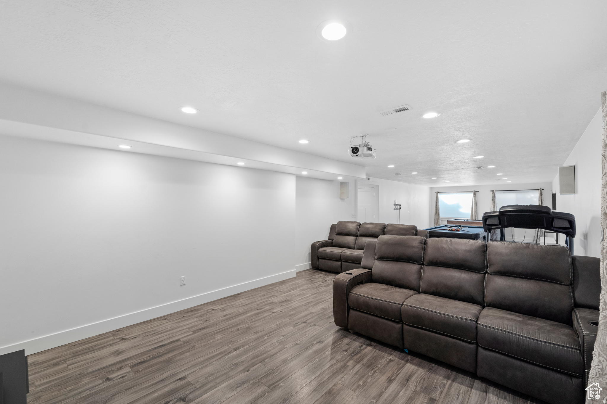 NORTH TEMPLE ESTATES - Residential