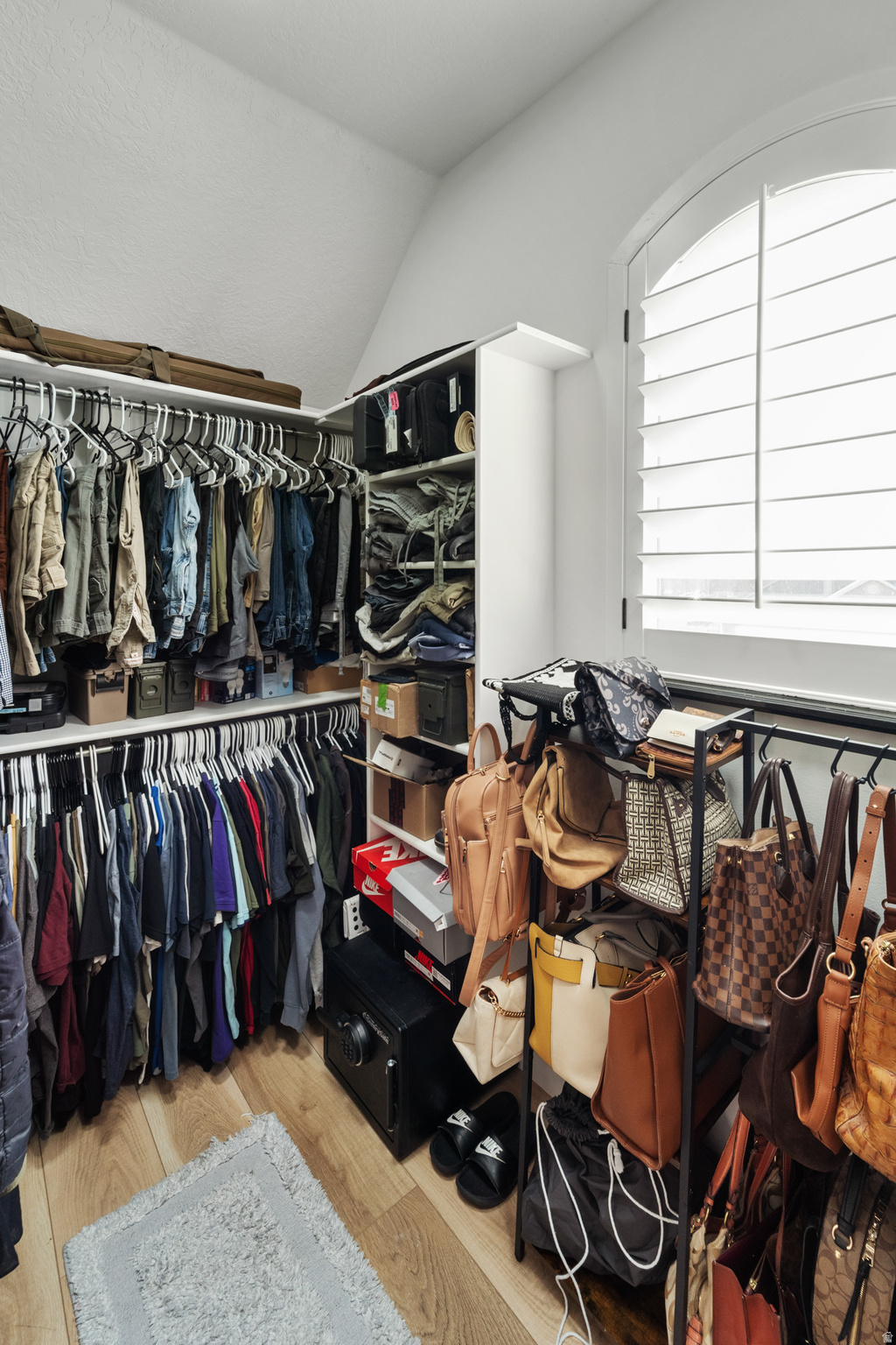 NORTH TEMPLE ESTATES - Residential