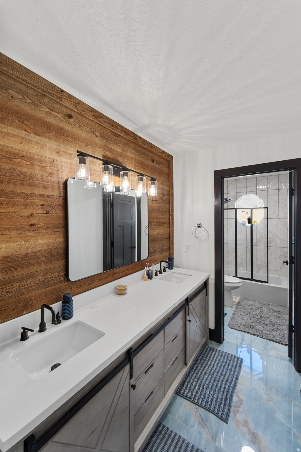 NORTH TEMPLE ESTATES - Residential