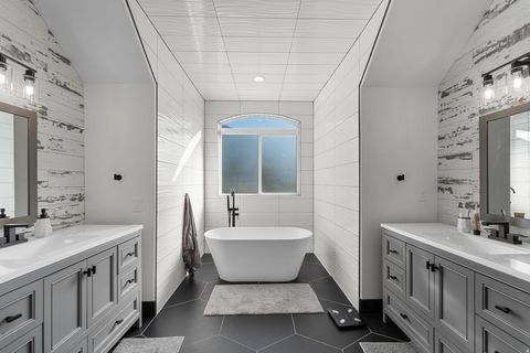 Tiny photo for 4552 W WINDSOR CIR N, Cedar Hills, UT 84062 (MLS # 2132532)