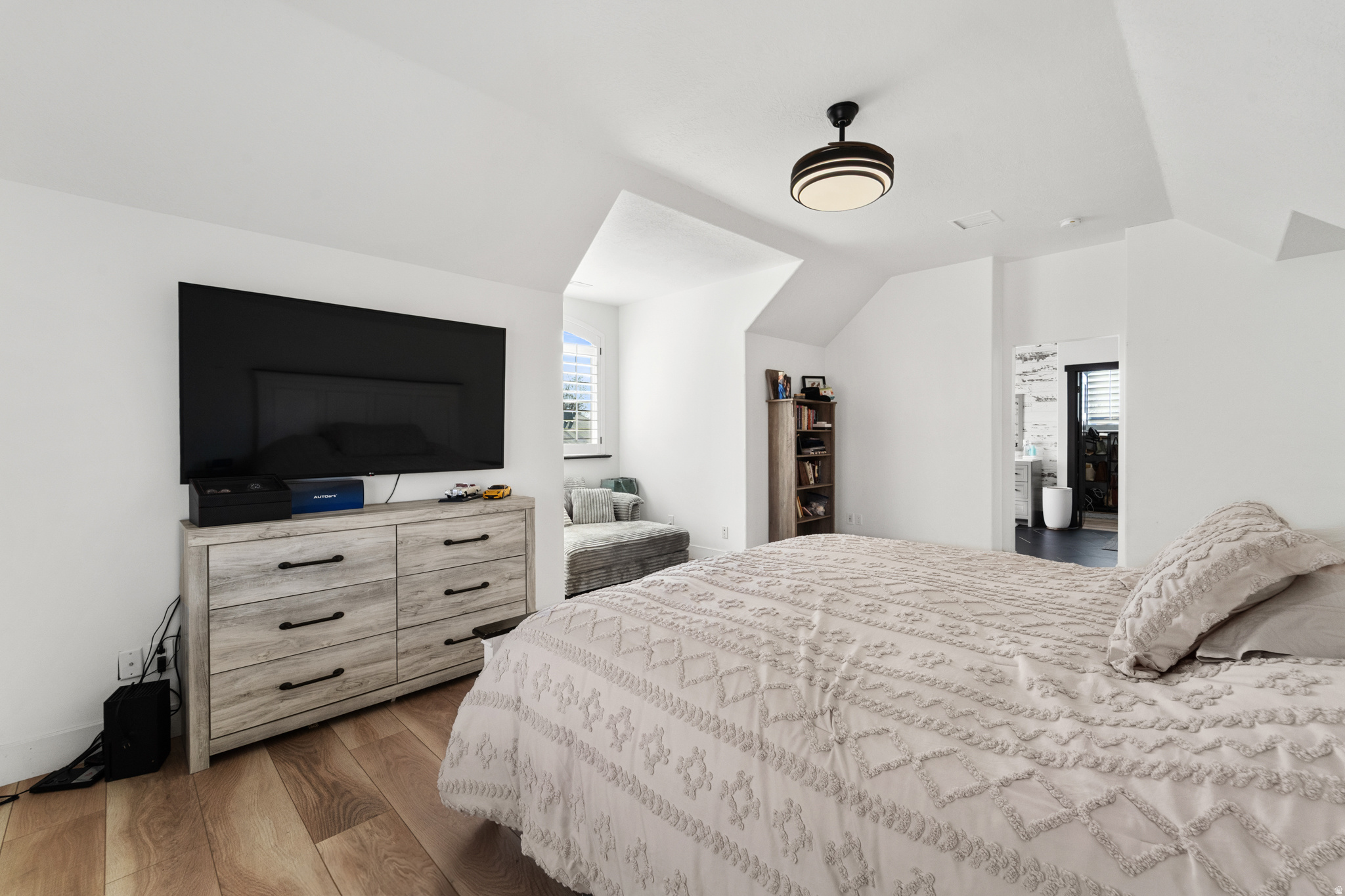 NORTH TEMPLE ESTATES - Residential