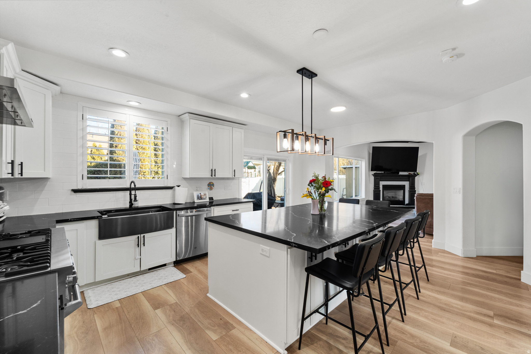 NORTH TEMPLE ESTATES - Residential