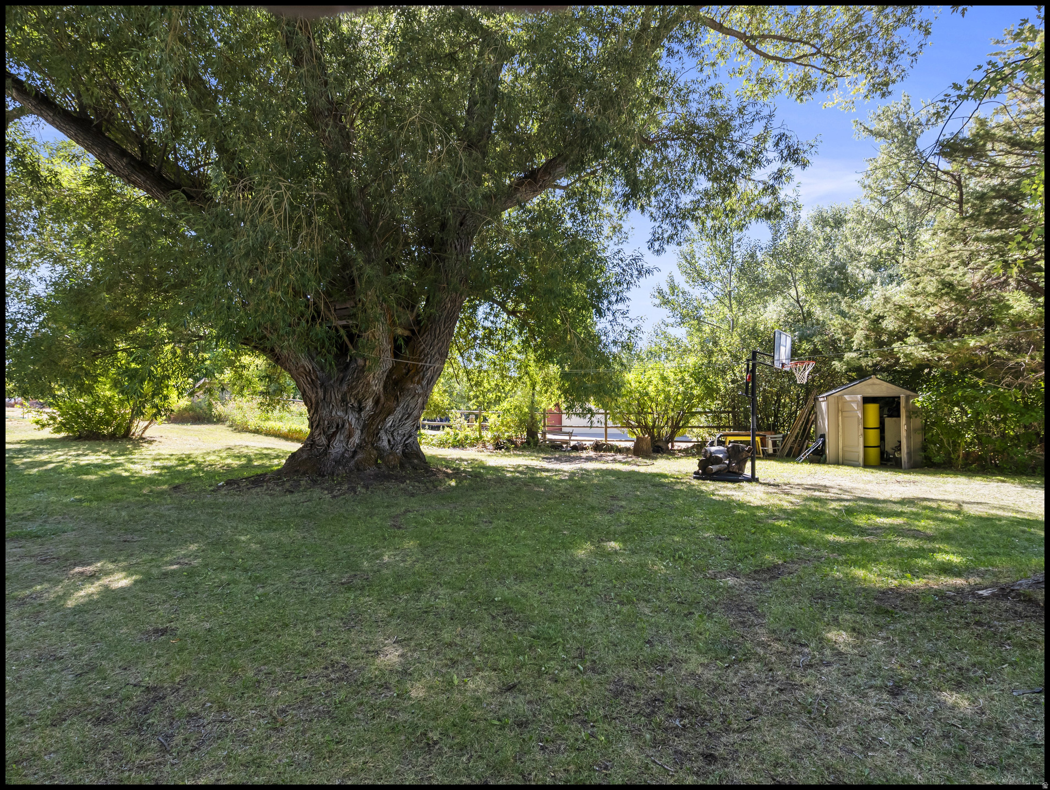 LAZY D RANCH - Residential