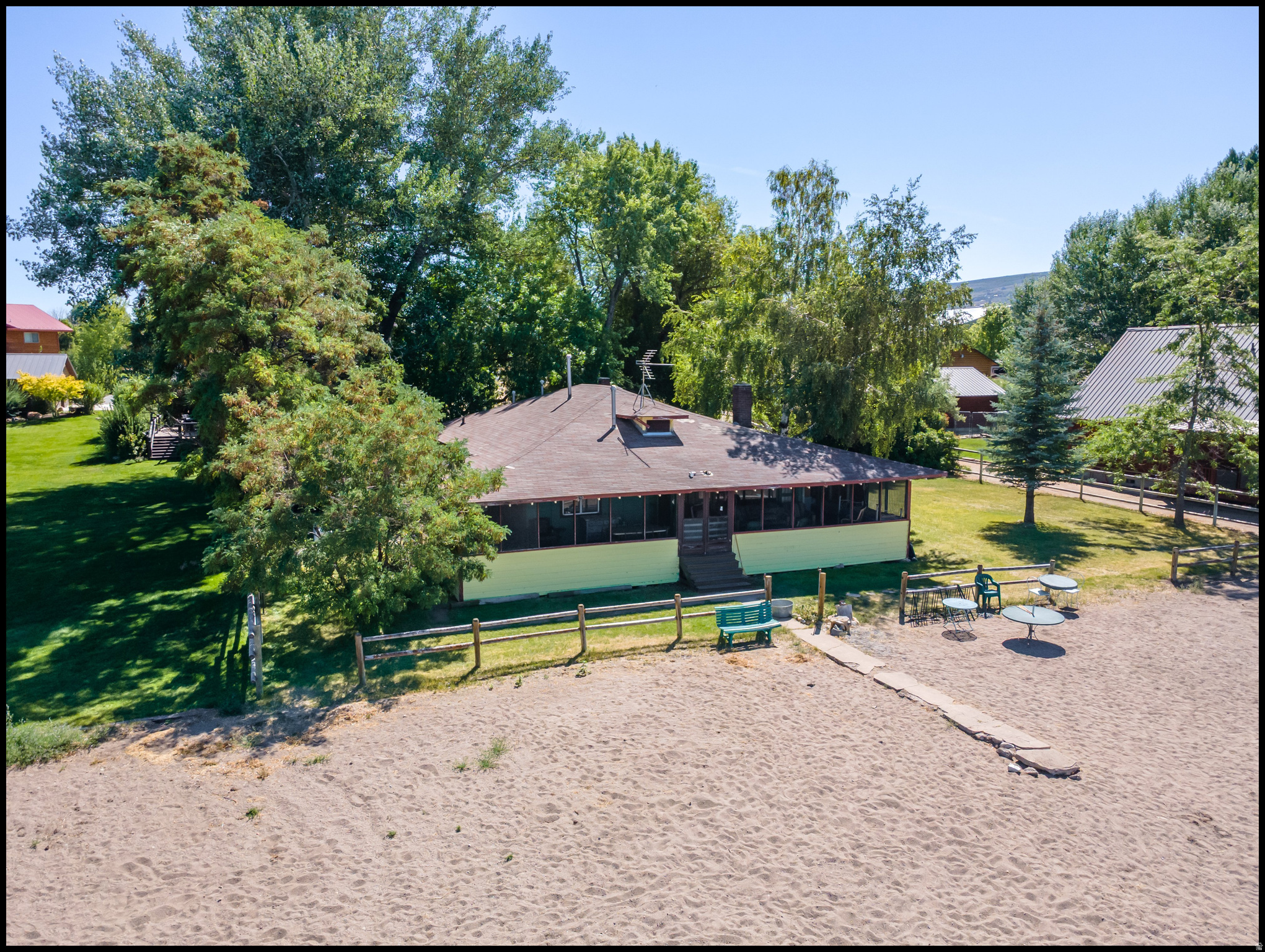LAZY D RANCH - Residential