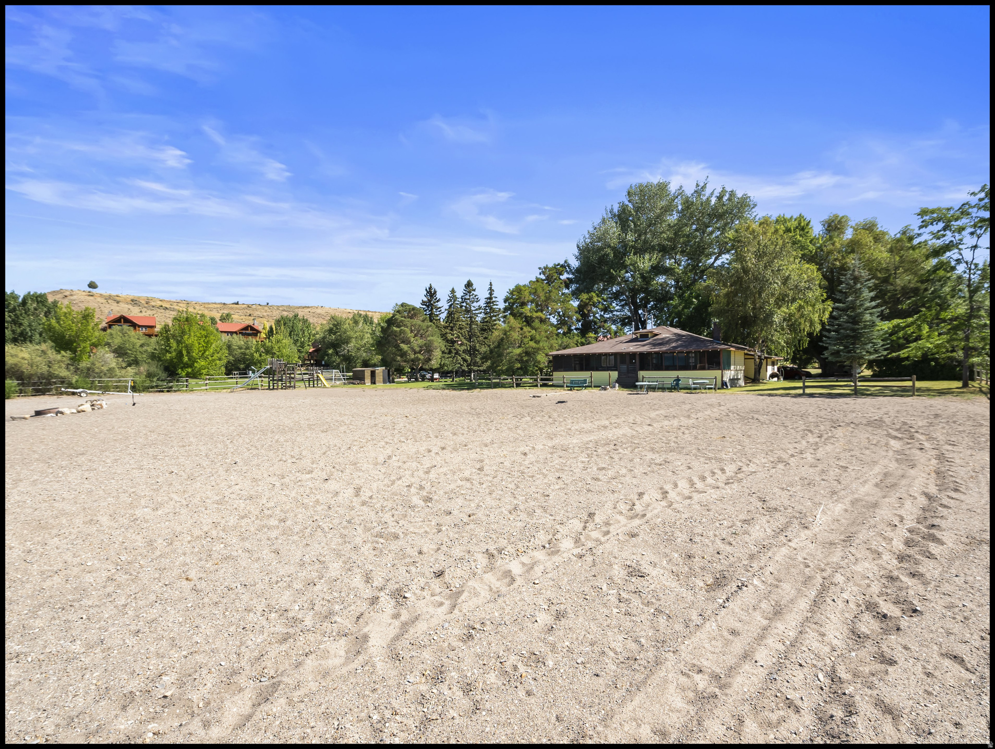 LAZY D RANCH - Residential