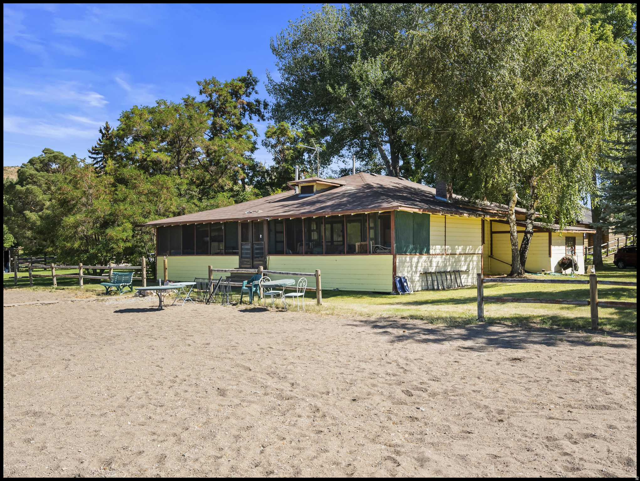 LAZY D RANCH - Residential