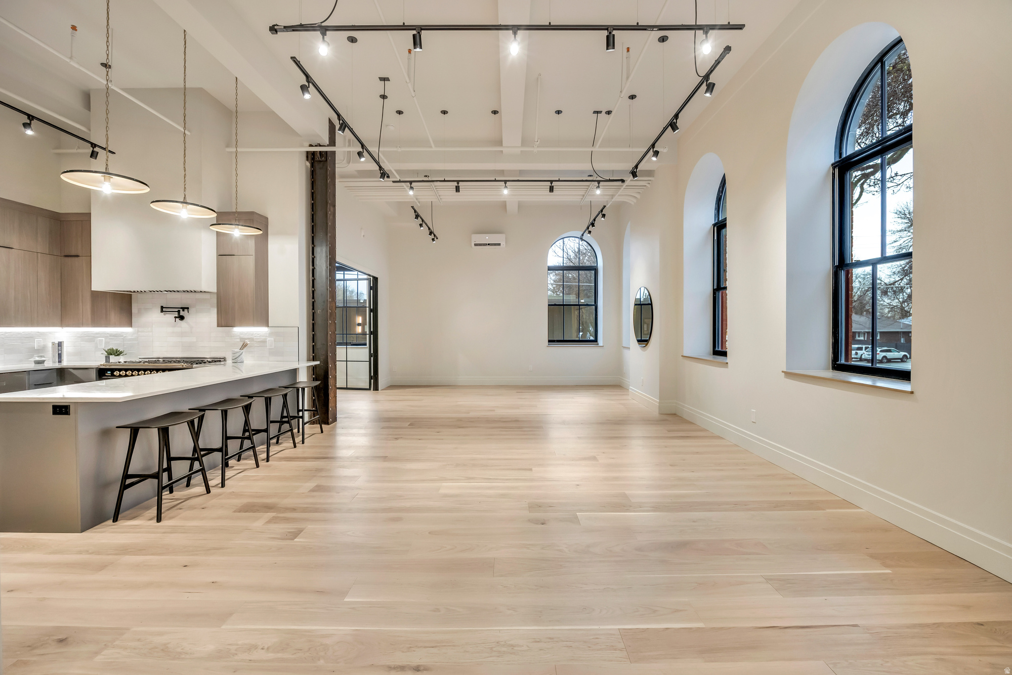 TELEGRAPH EXCHANGE - Residential