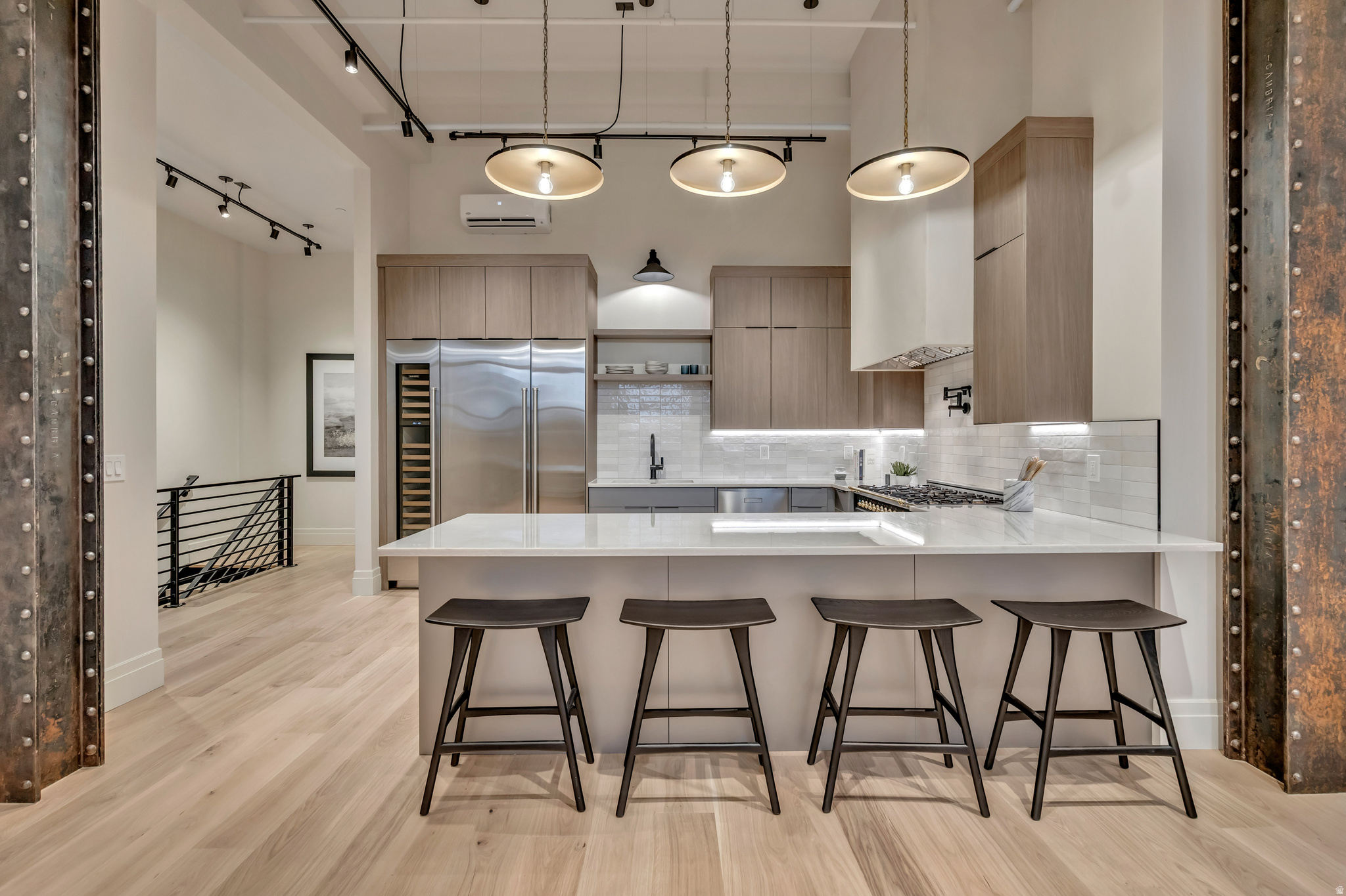 TELEGRAPH EXCHANGE - Residential