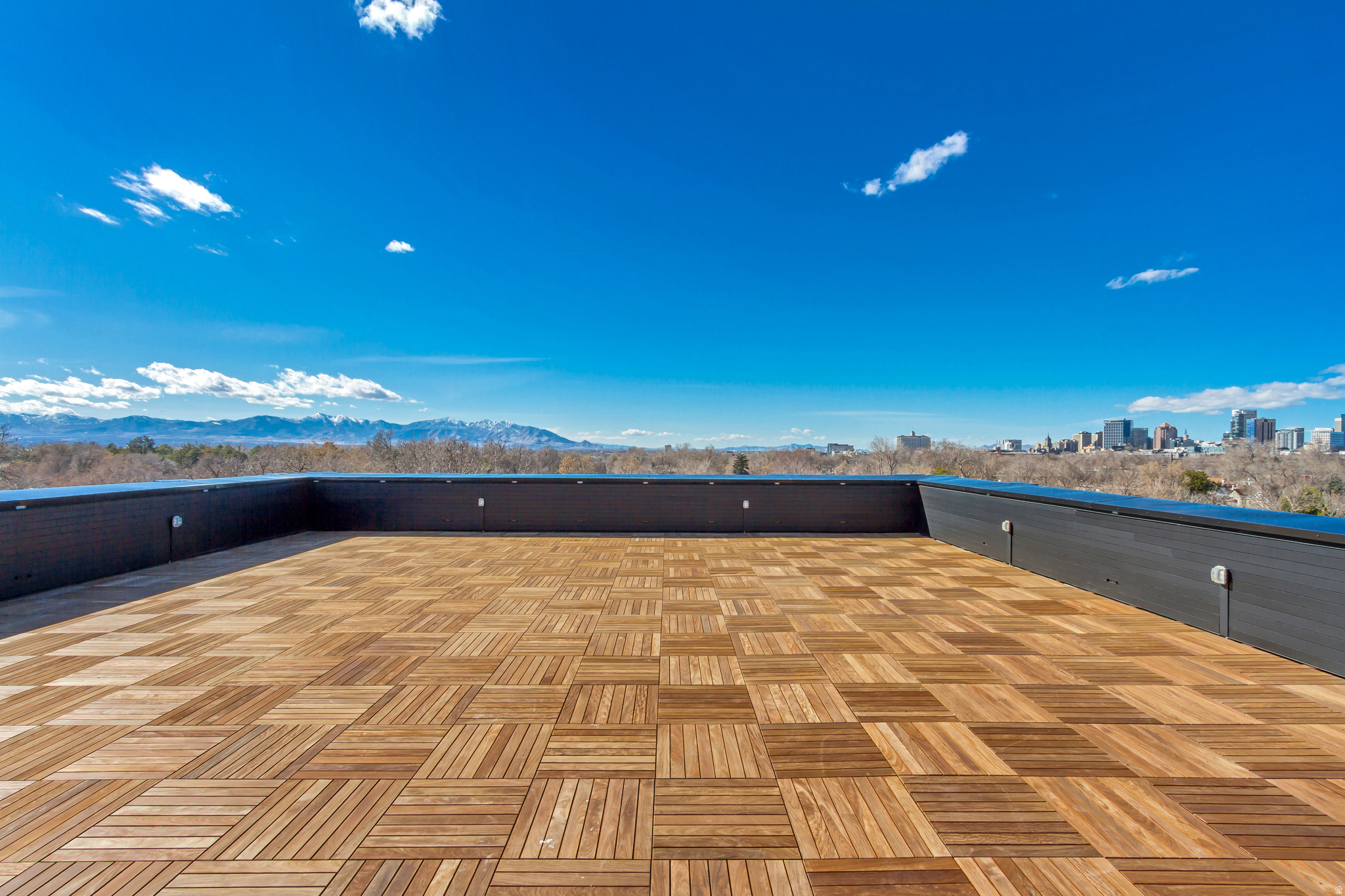 TELEGRAPH EXCHANGE - Residential