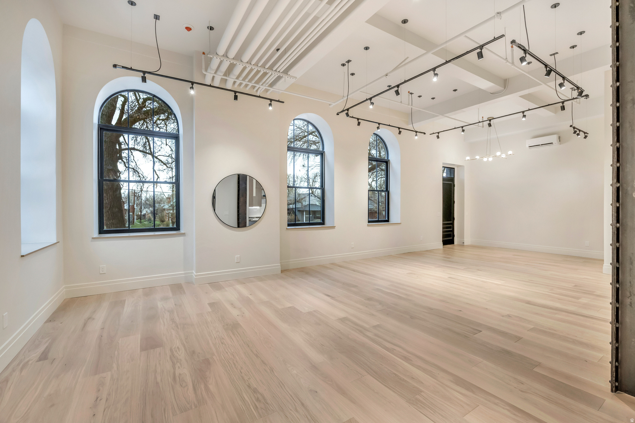 TELEGRAPH EXCHANGE - Residential