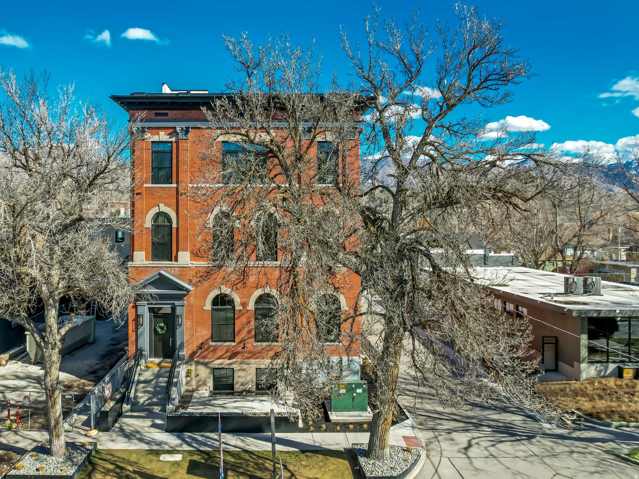 TELEGRAPH EXCHANGE - Residential