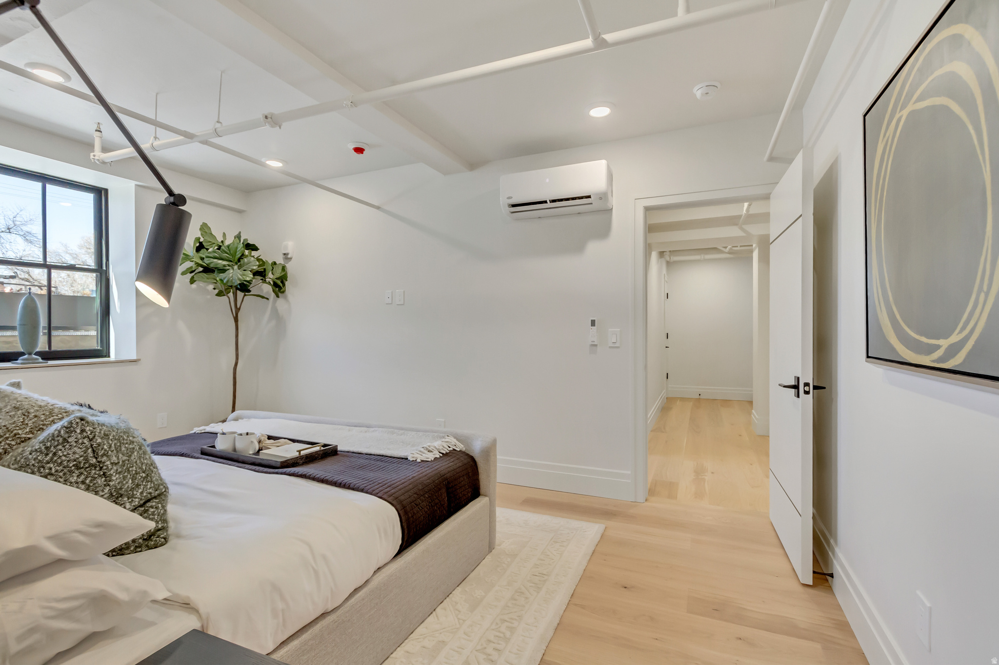 TELEGRAPH EXCHANGE - Residential