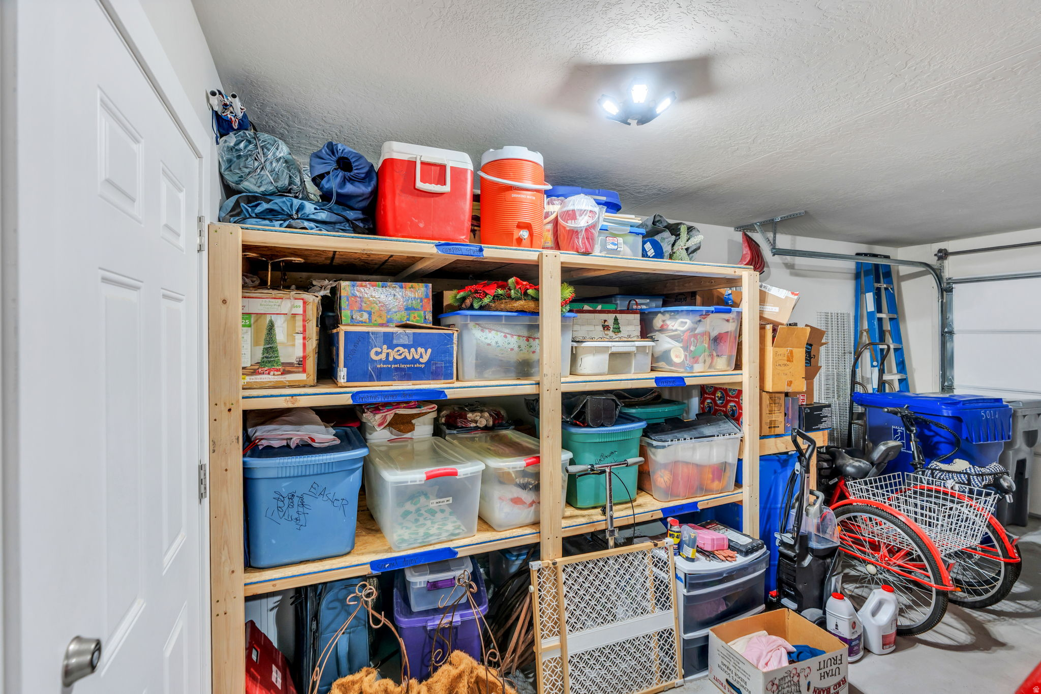 THE VILLAS AT LEGACY FARMS - Residential