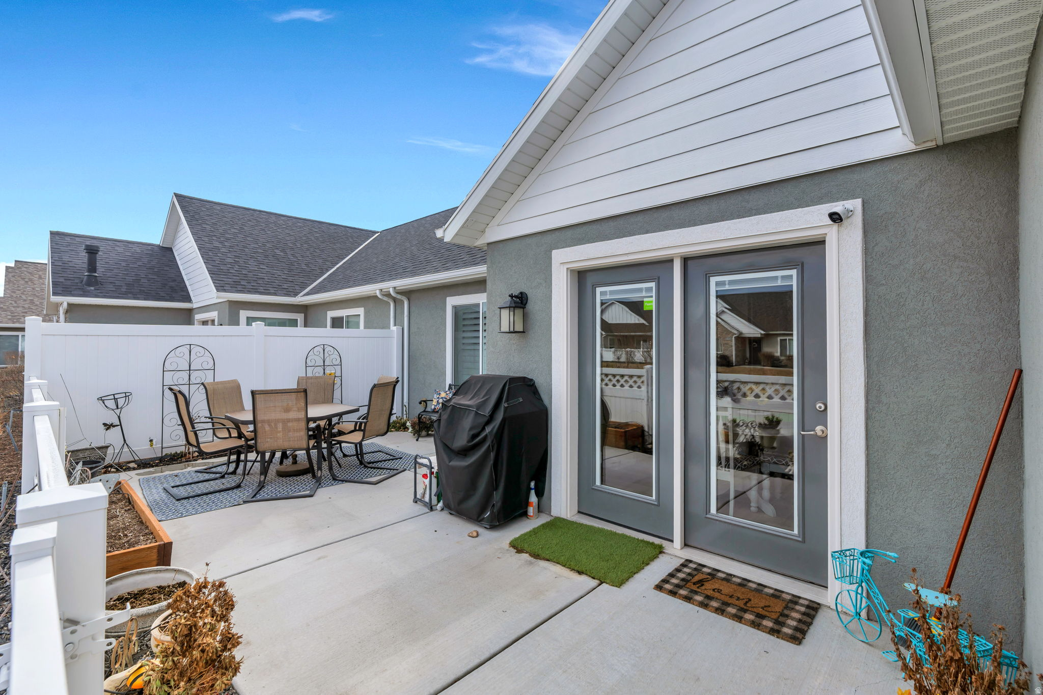 THE VILLAS AT LEGACY FARMS - Residential