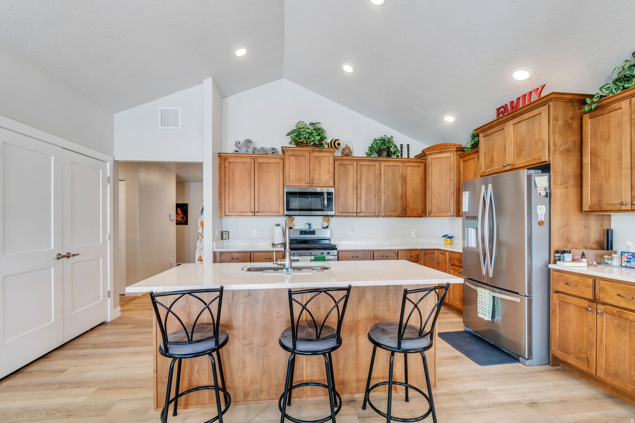 THE VILLAS AT LEGACY FARMS - Residential