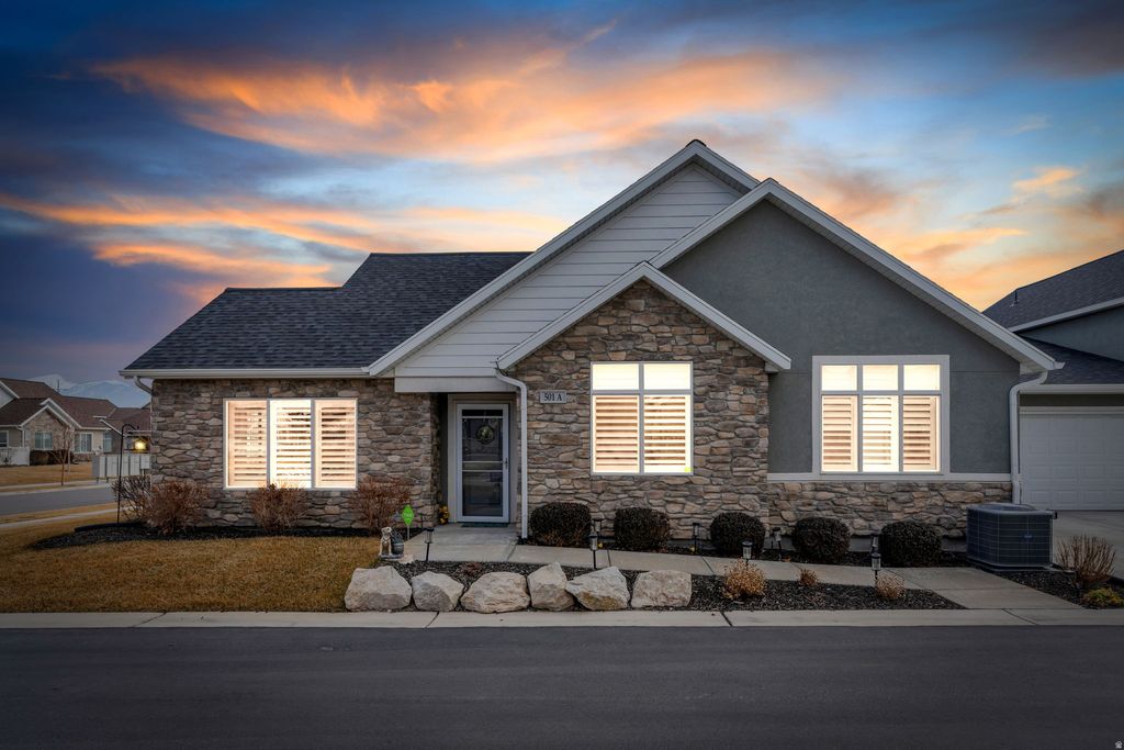 Photo of 501 E LONE STAR LN. Ln #A, Saratoga Springs, UT 84045 (MLS # 2140492)