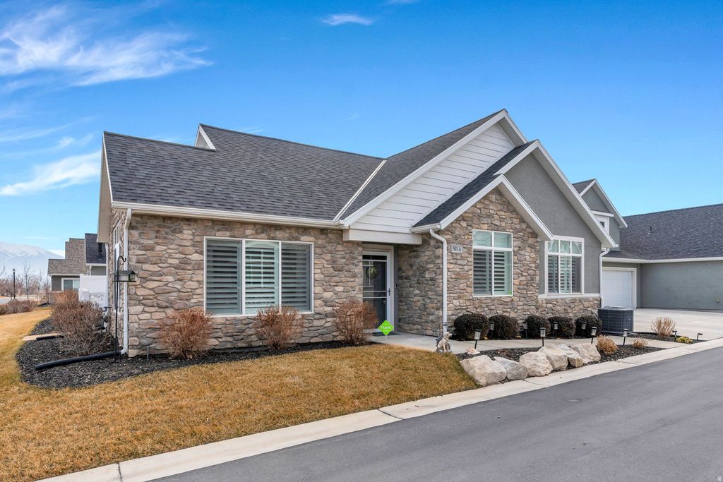 Photo of 501 E LONE STAR LN. Ln #A, Saratoga Springs, UT 84045 (MLS # 2140492)