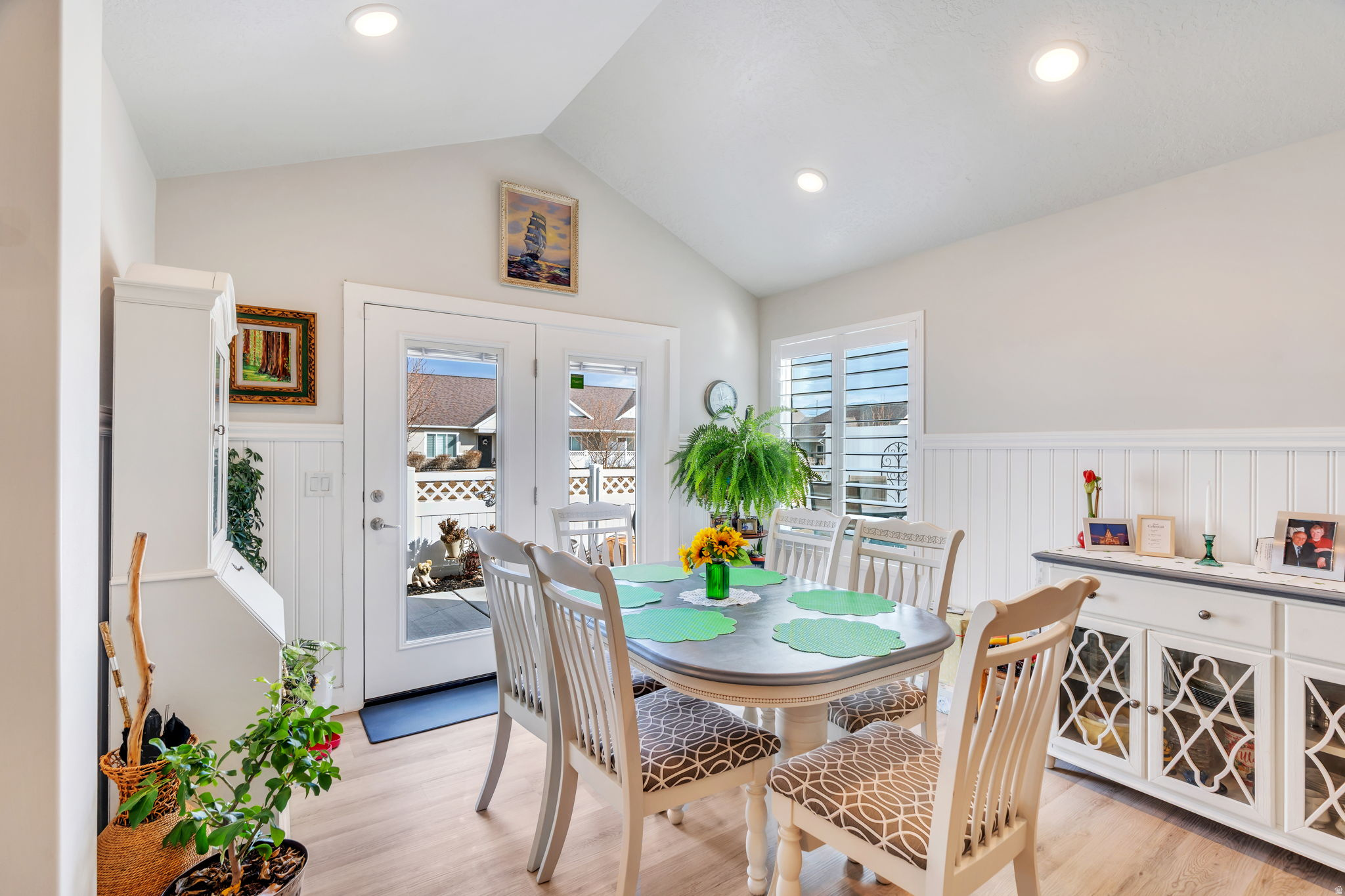 THE VILLAS AT LEGACY FARMS - Residential