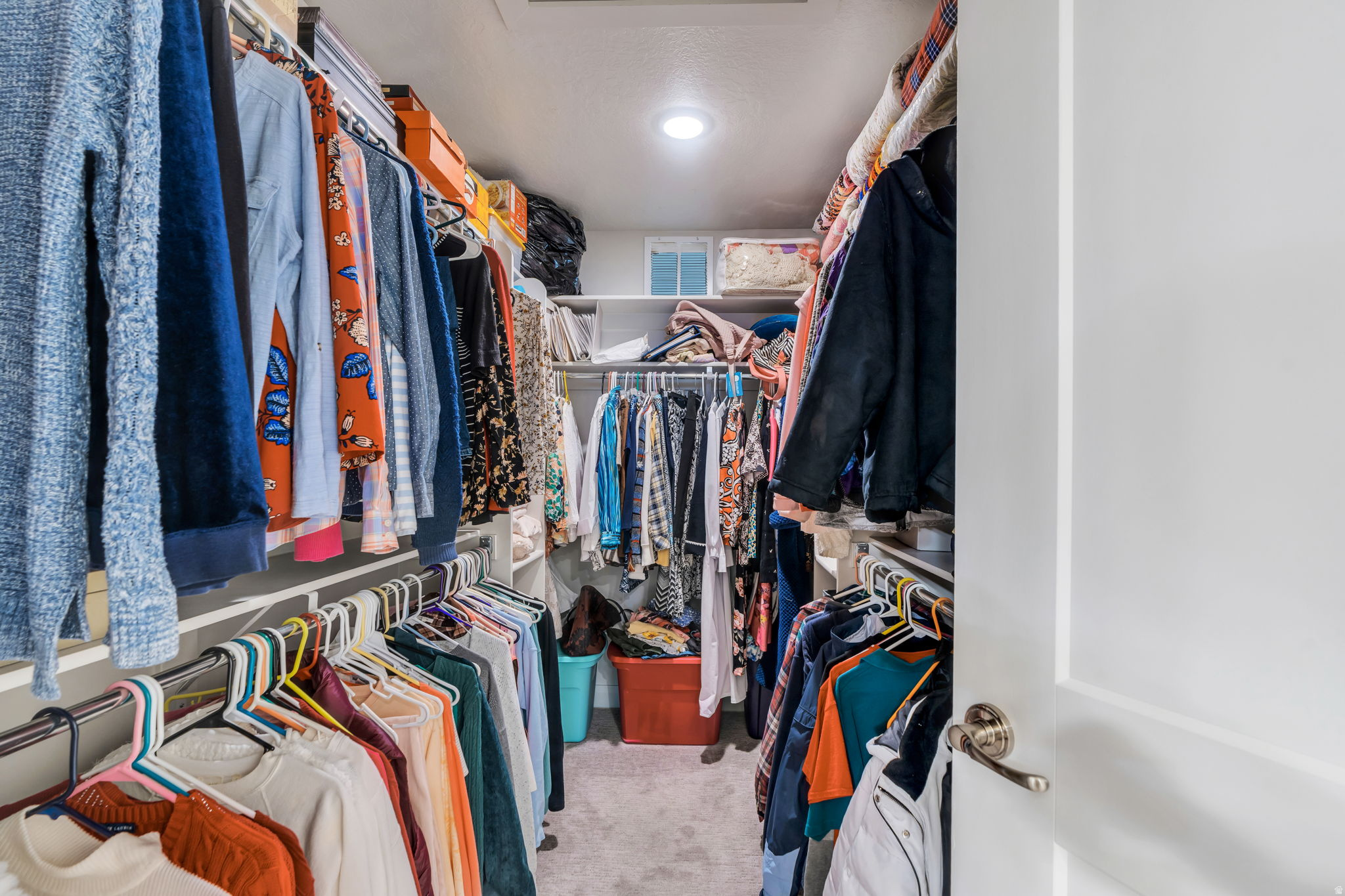 THE VILLAS AT LEGACY FARMS - Residential