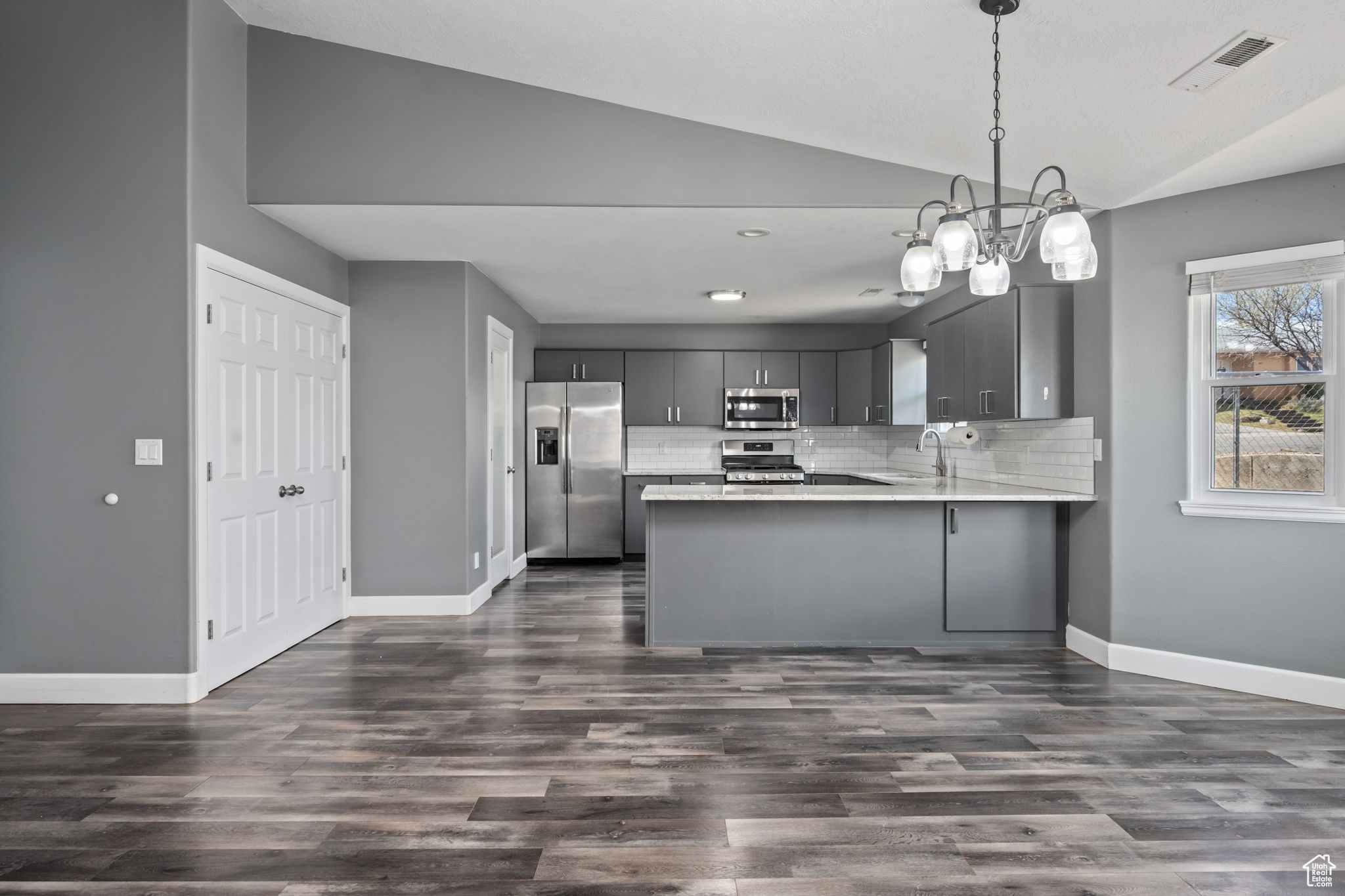 CRESTVIEW VILLAGE - Residential