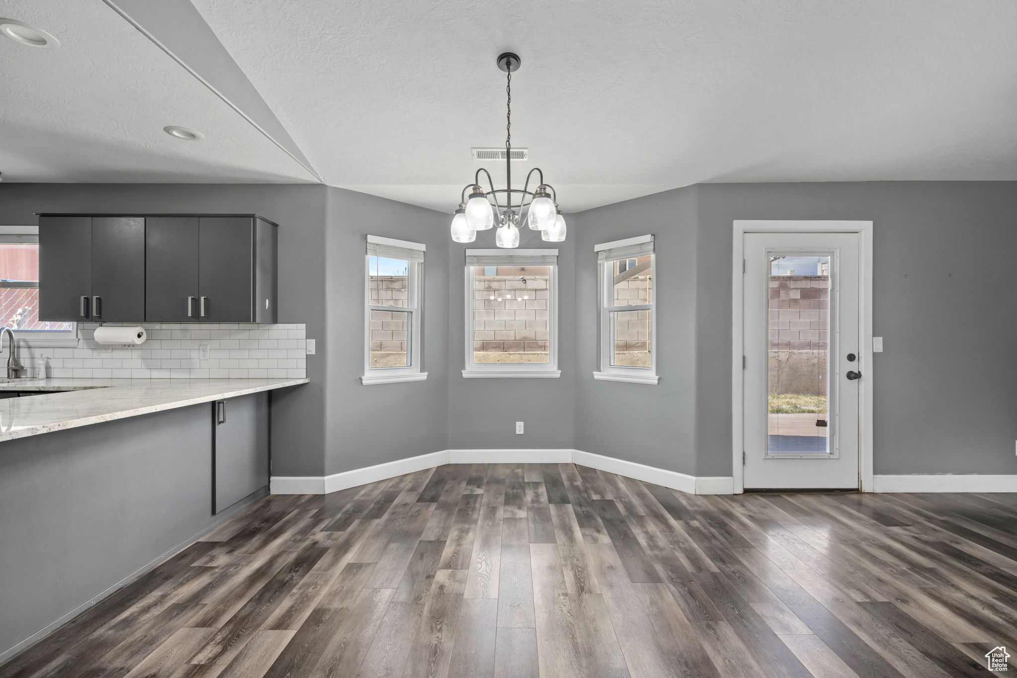 CRESTVIEW VILLAGE - Residential