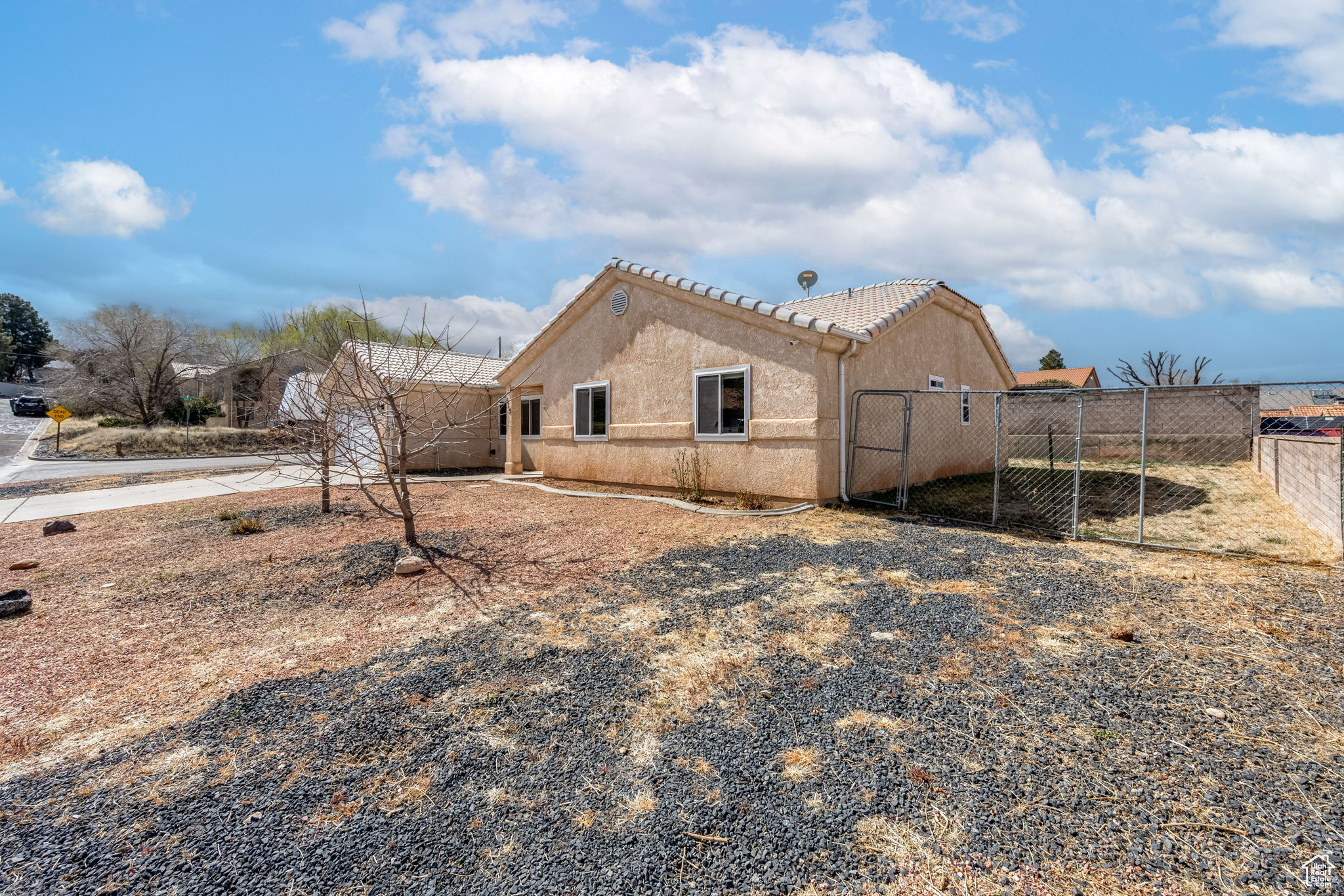 CRESTVIEW VILLAGE - Residential