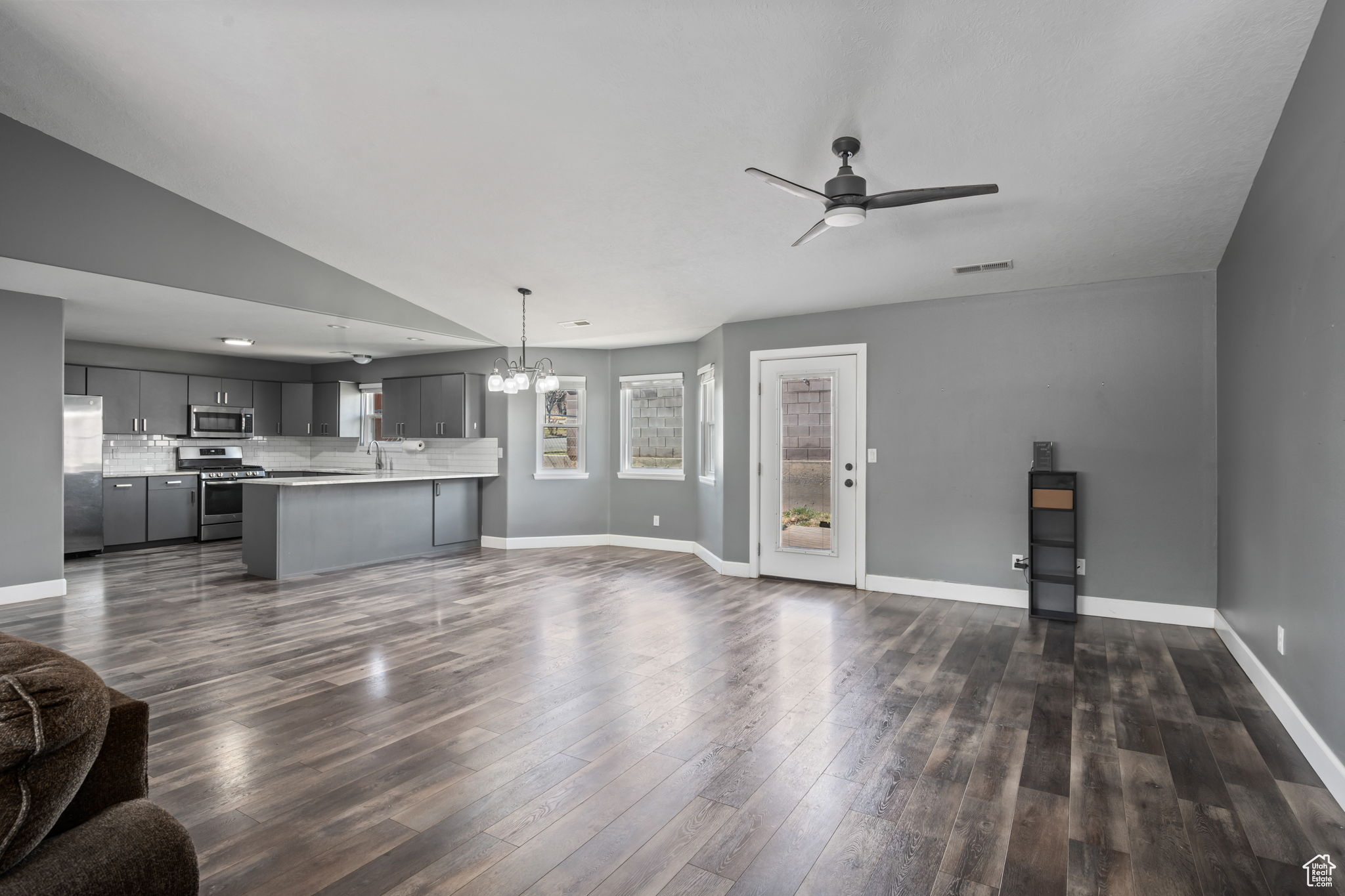 CRESTVIEW VILLAGE - Residential