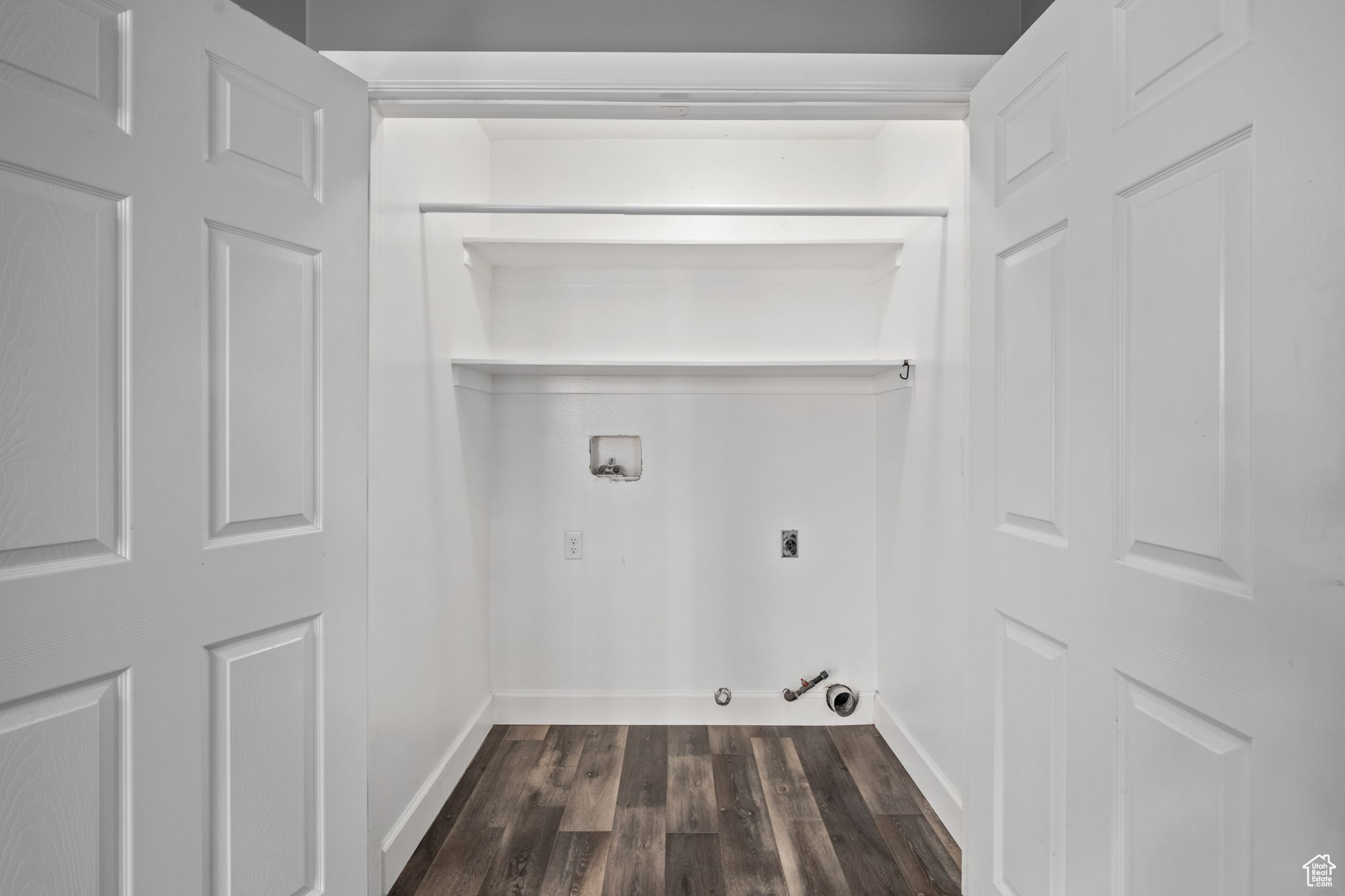 CRESTVIEW VILLAGE - Residential