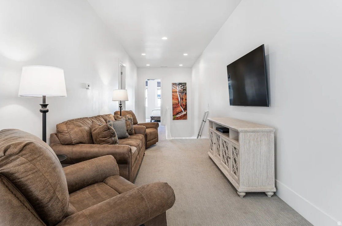 BLOOMINGTON VACATION VILLAS PH 1 - Residential