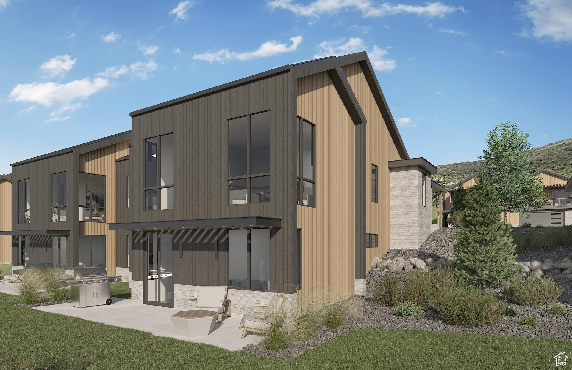HIGH STAR RANCH - Residential
